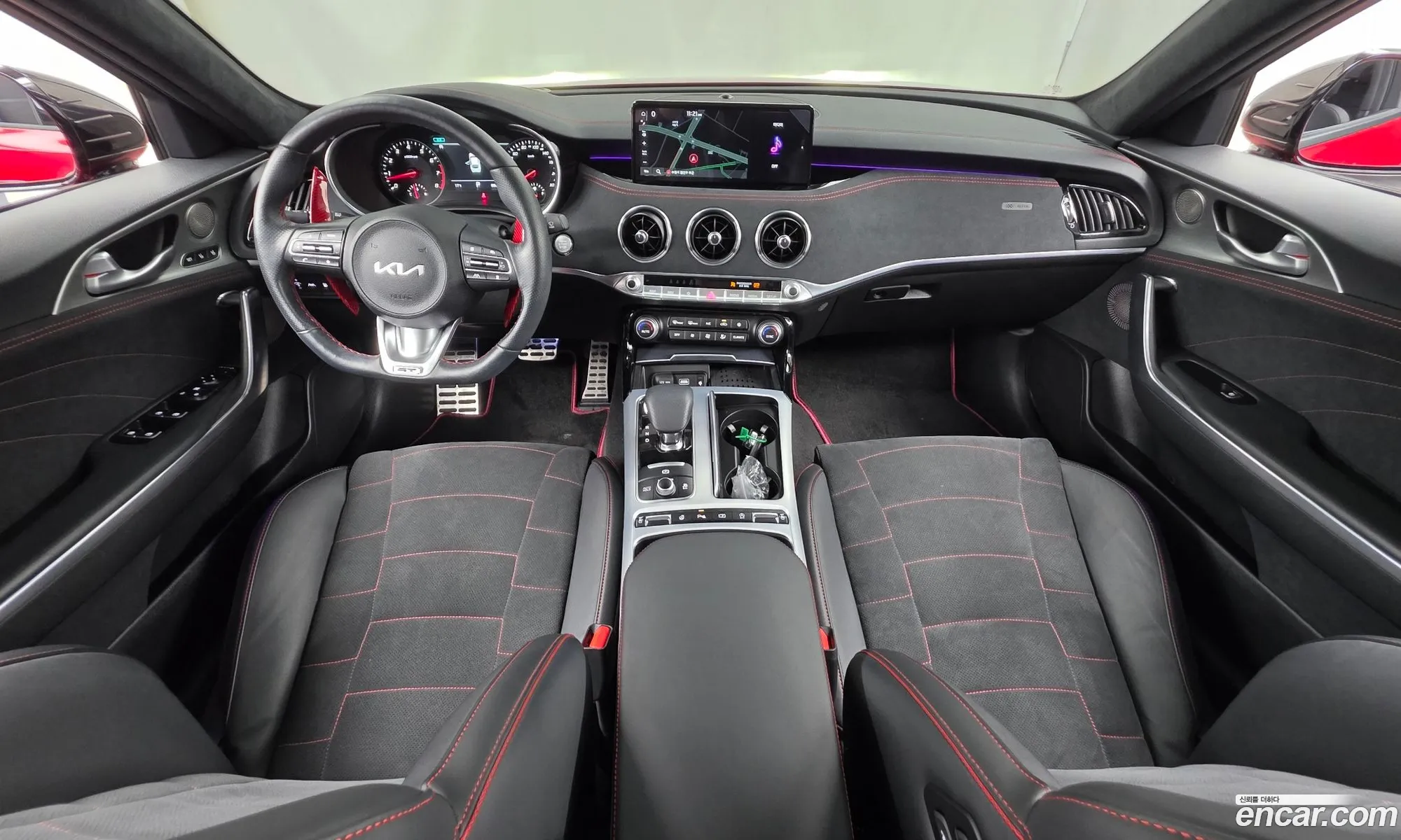 Kia Stinger Meister 2023 — 21
