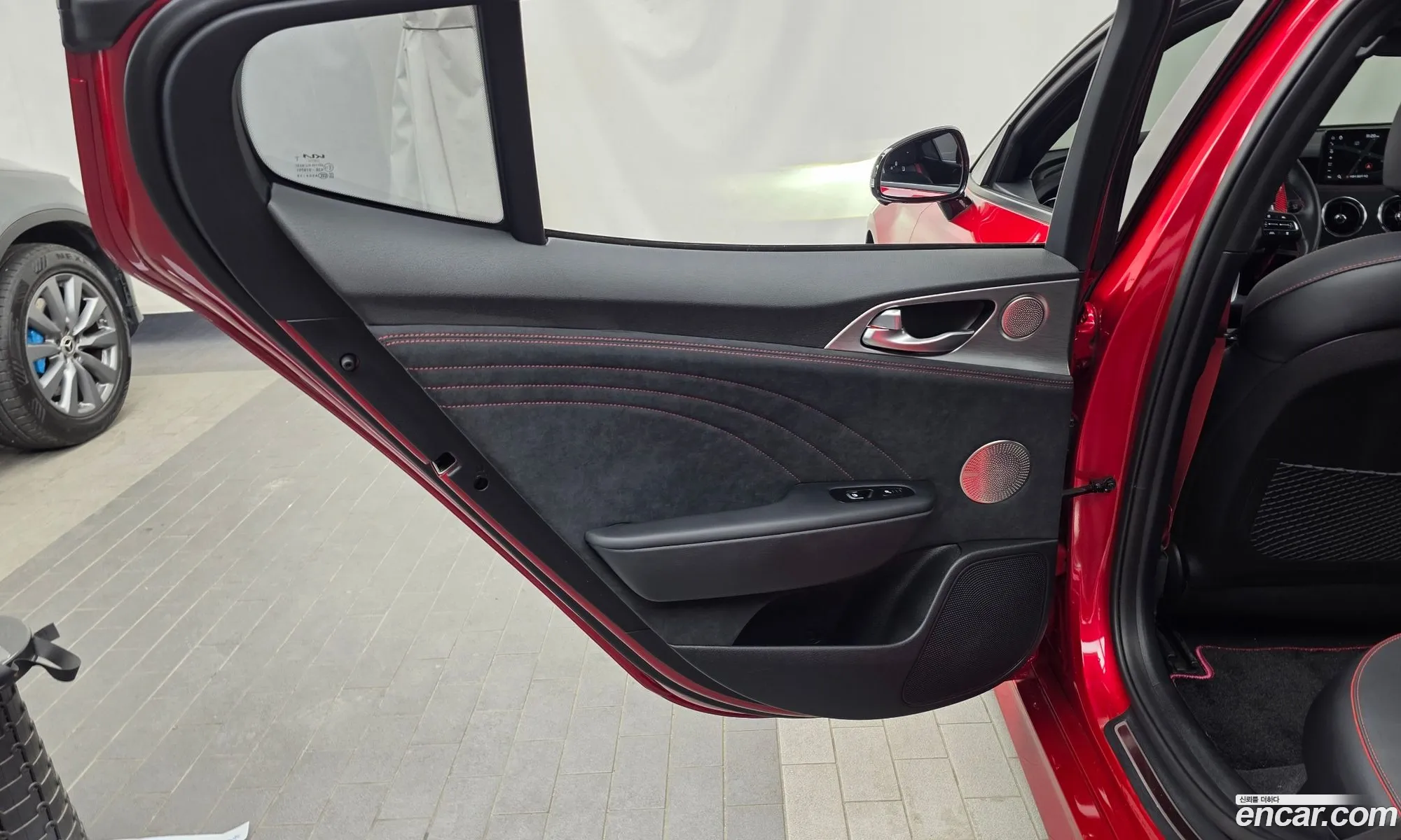 Kia Stinger Meister 2023 — 33
