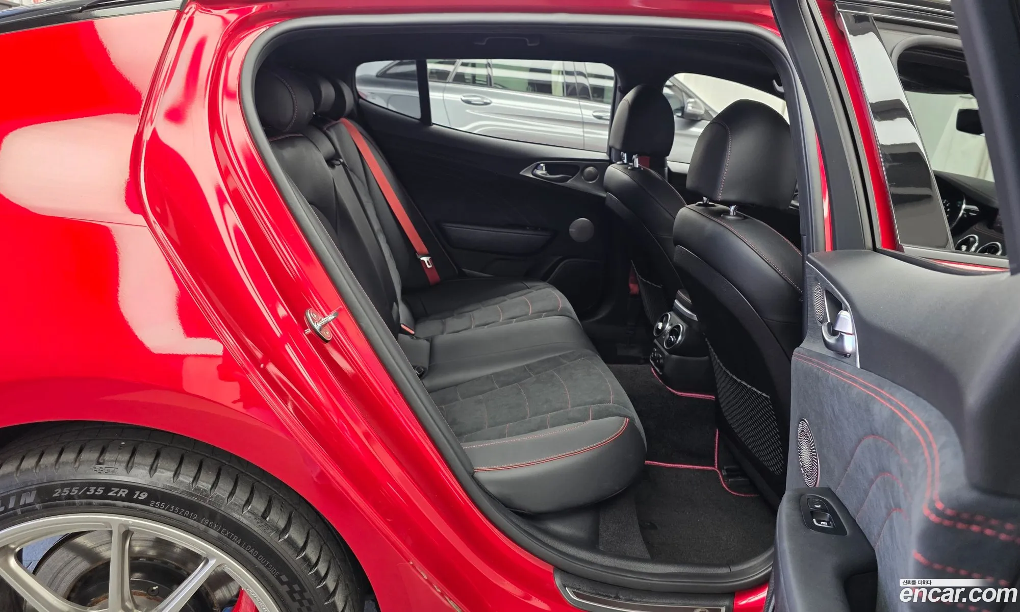 Kia Stinger Meister 2023 — 12