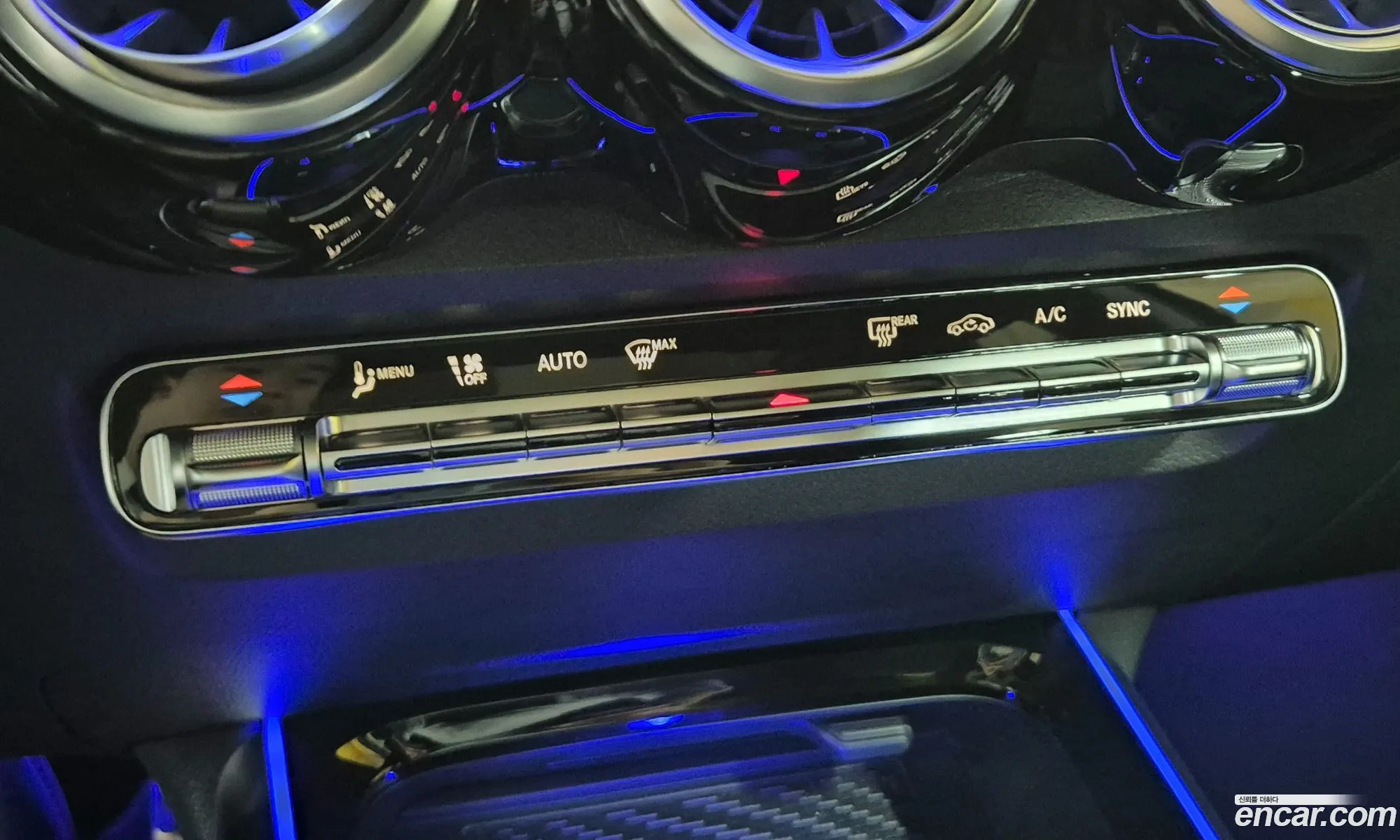 Mercedes-Benz GLB-Class X247 2025 — 20