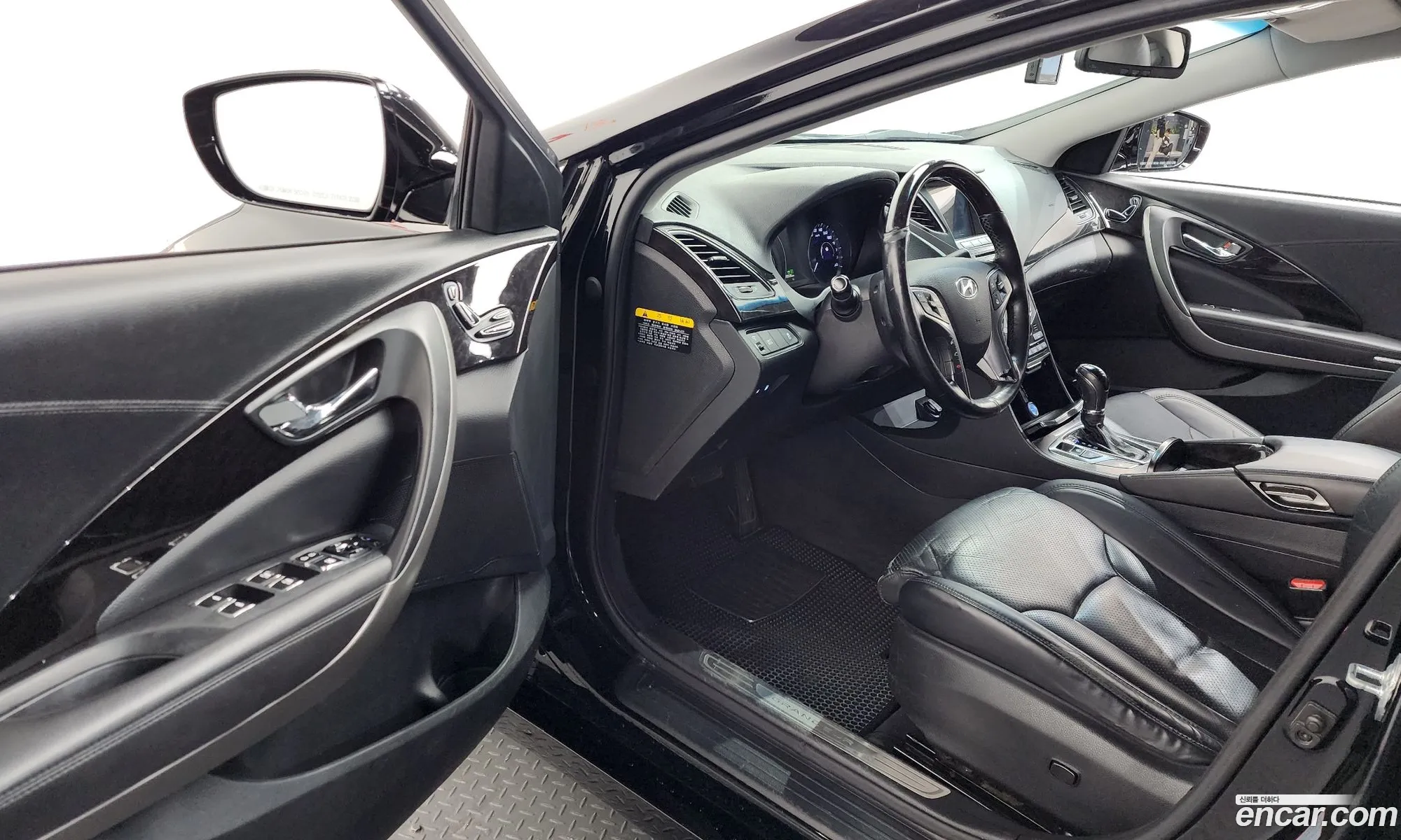 Hyundai Grandeur HG Hybrid 2016 — 7