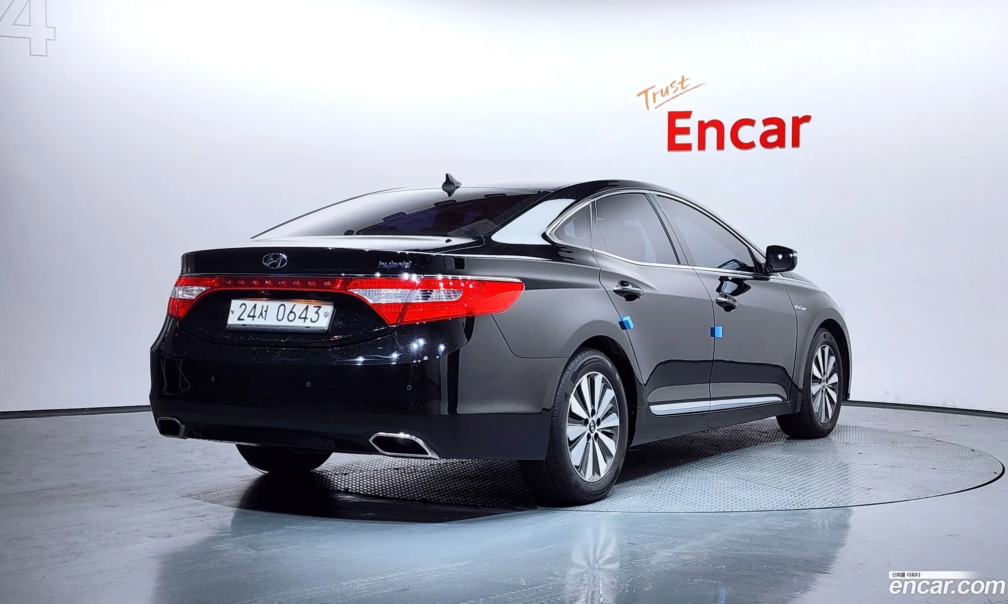 Hyundai Grandeur HG Hybrid 2016 — 3