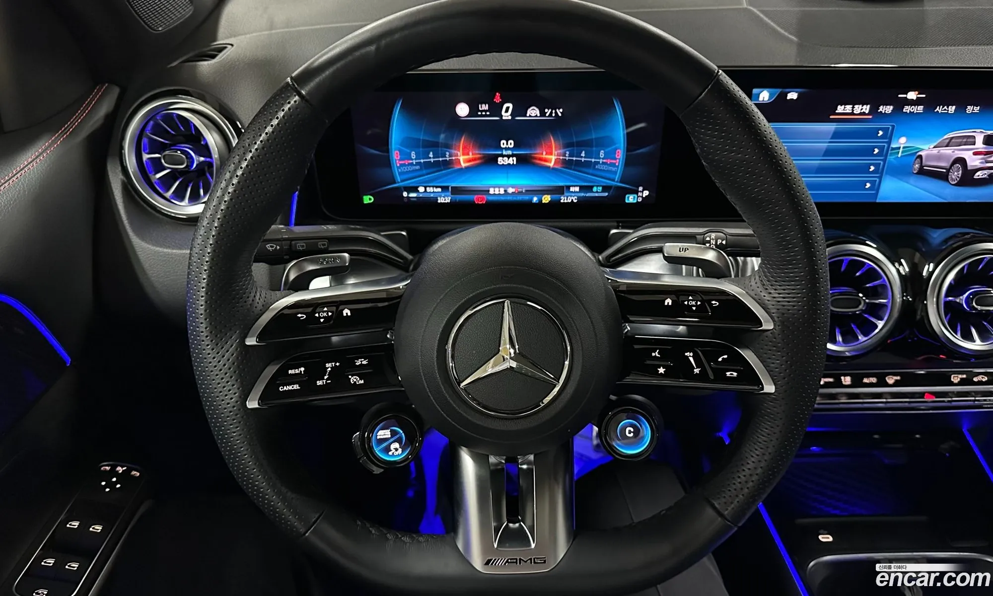 Mercedes-Benz GLB-Class X247 2025 — 18
