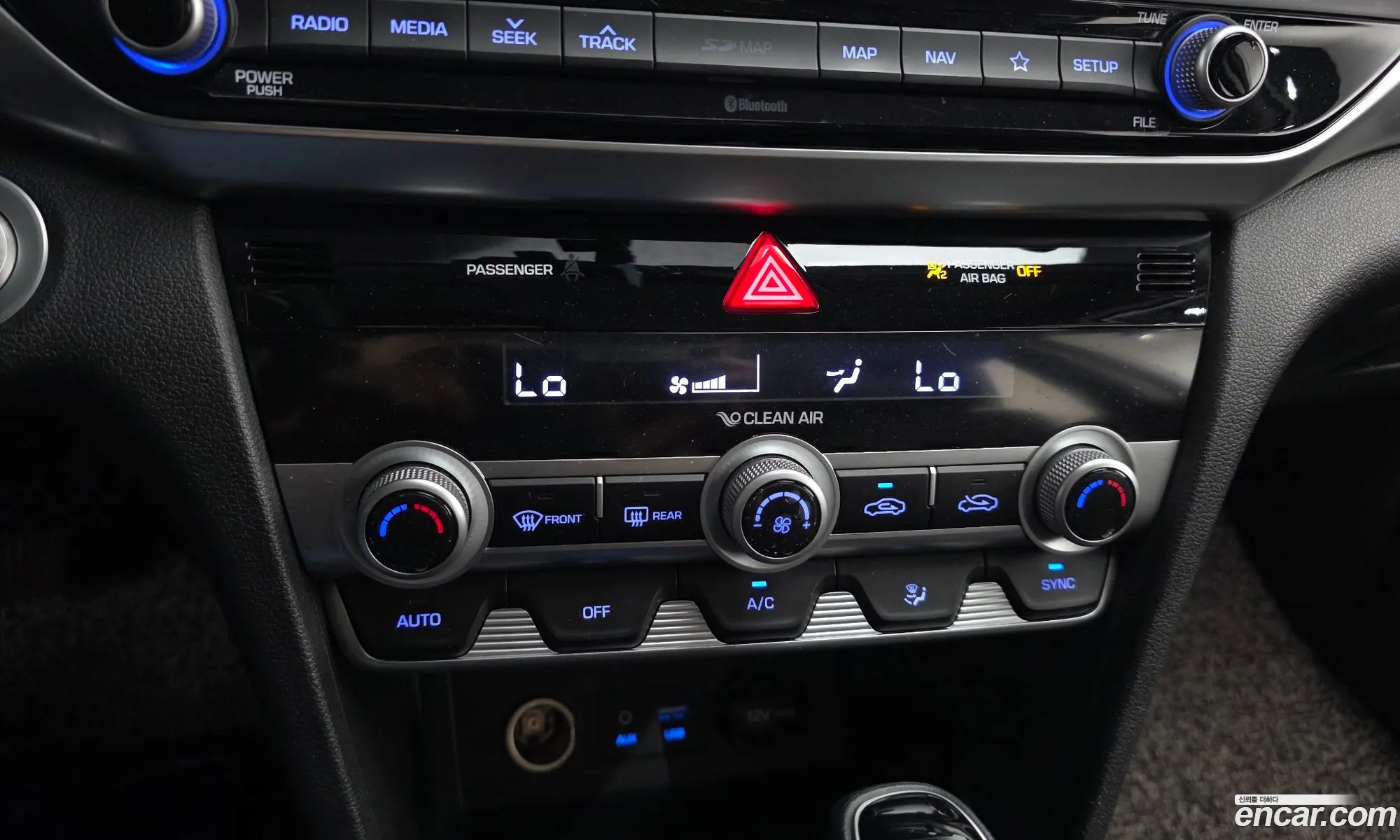 Hyundai Elantra AD 2019 — 13