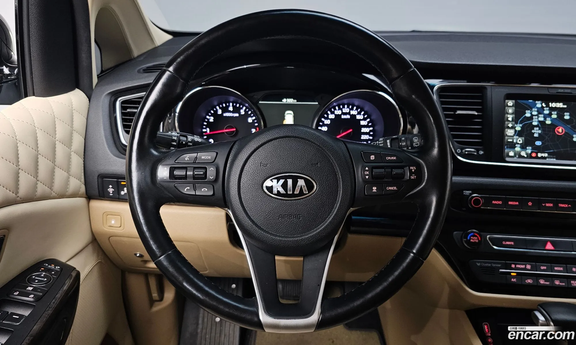 Kia Carnival 2020 — 24