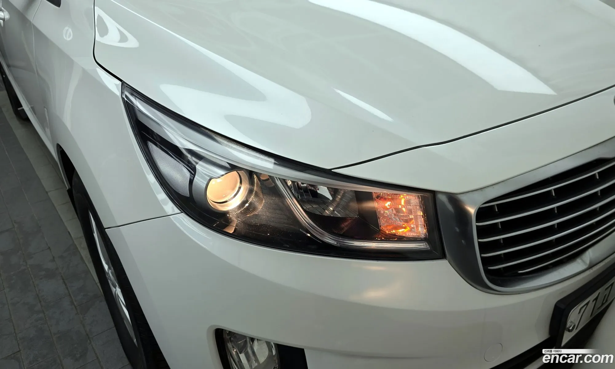 Kia Carnival 2015 — 16
