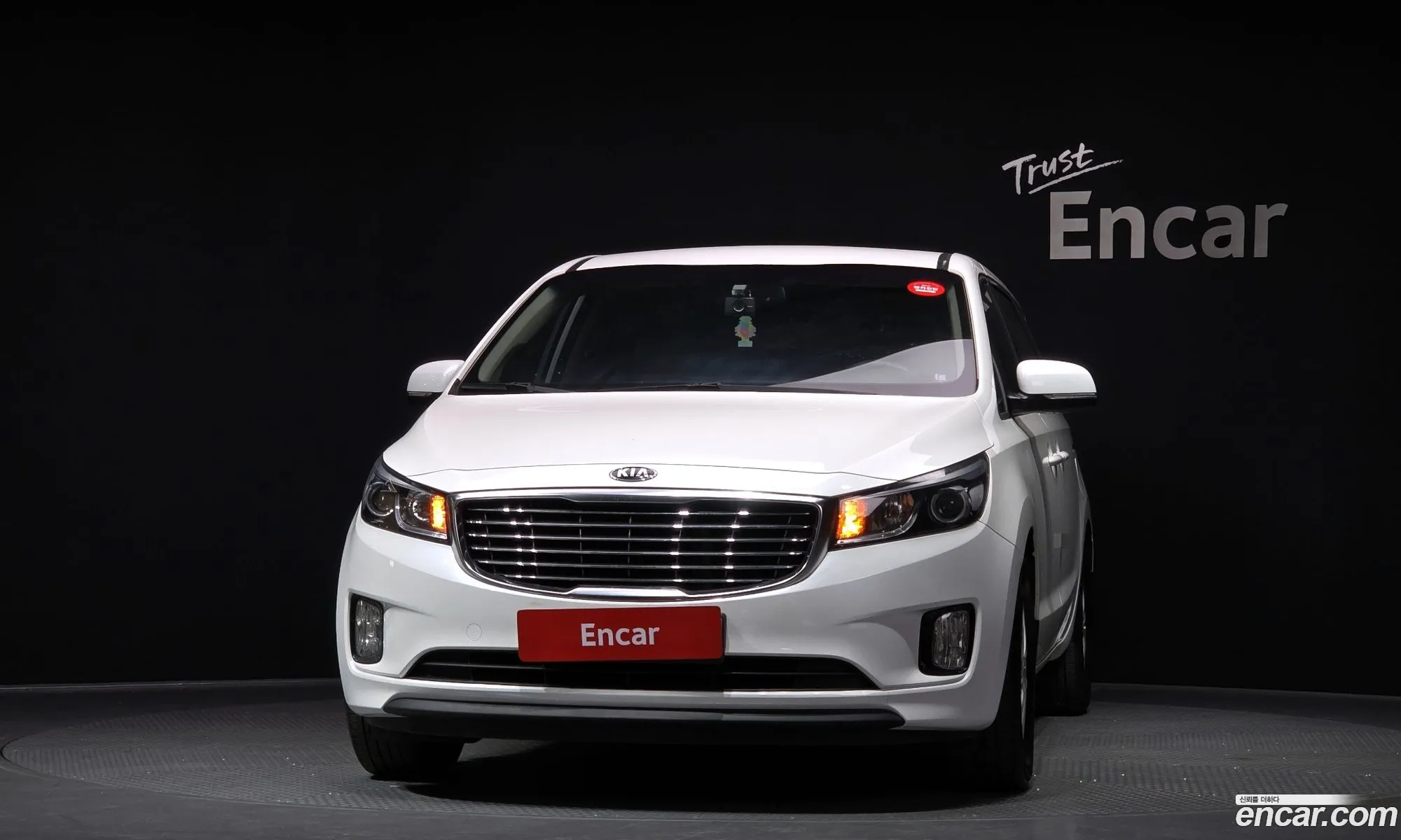 Kia Carnival 2015 — 5