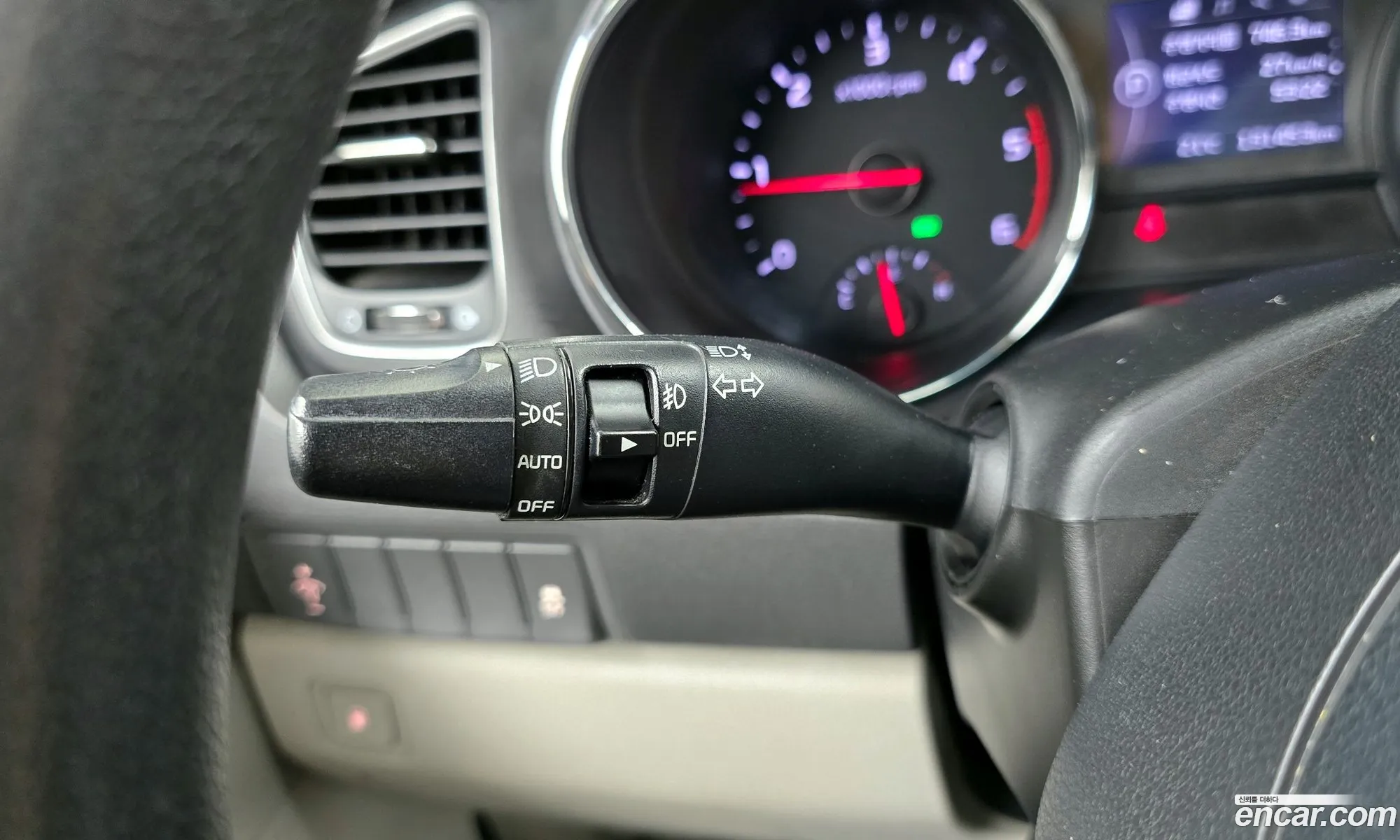 Kia Carnival 2015 — 15