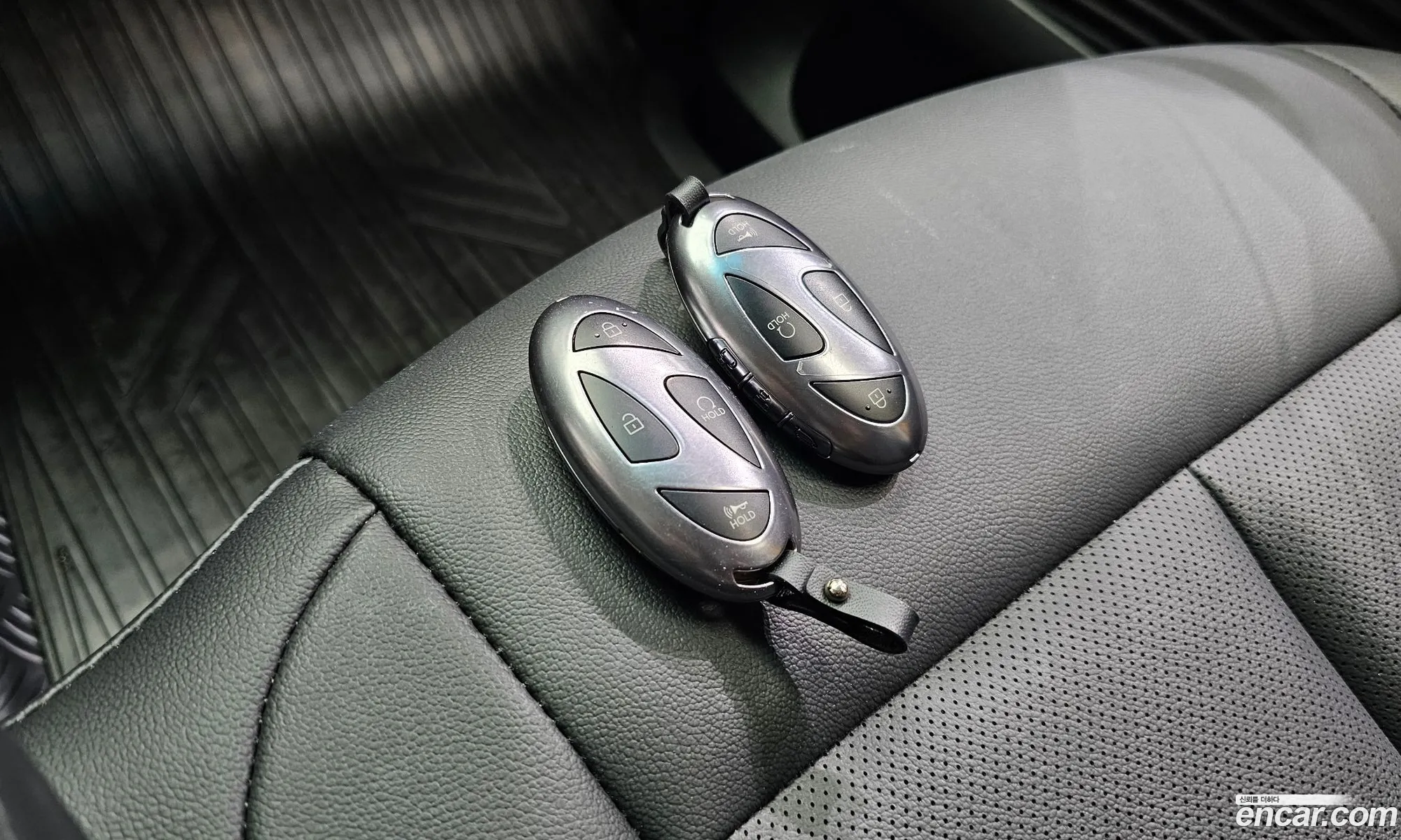 Hyundai Staria 2025 — 17