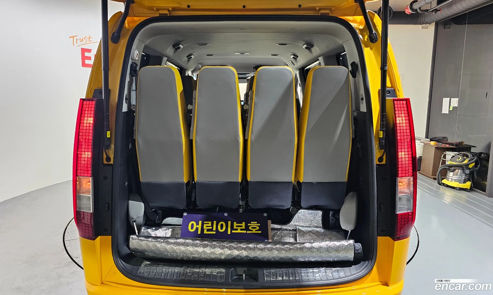 Hyundai Staria 2025 — 6