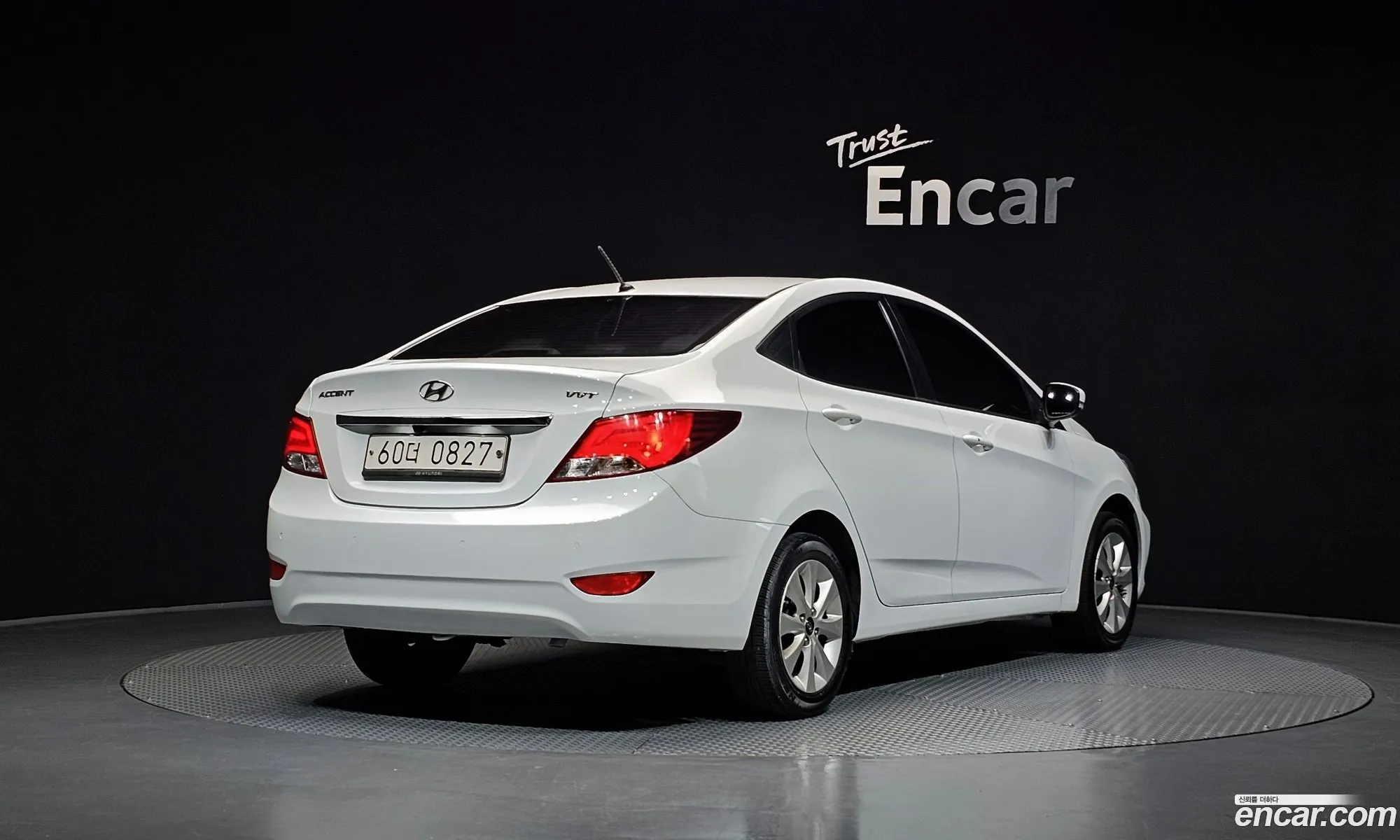 Hyundai Accent 2015 — 10