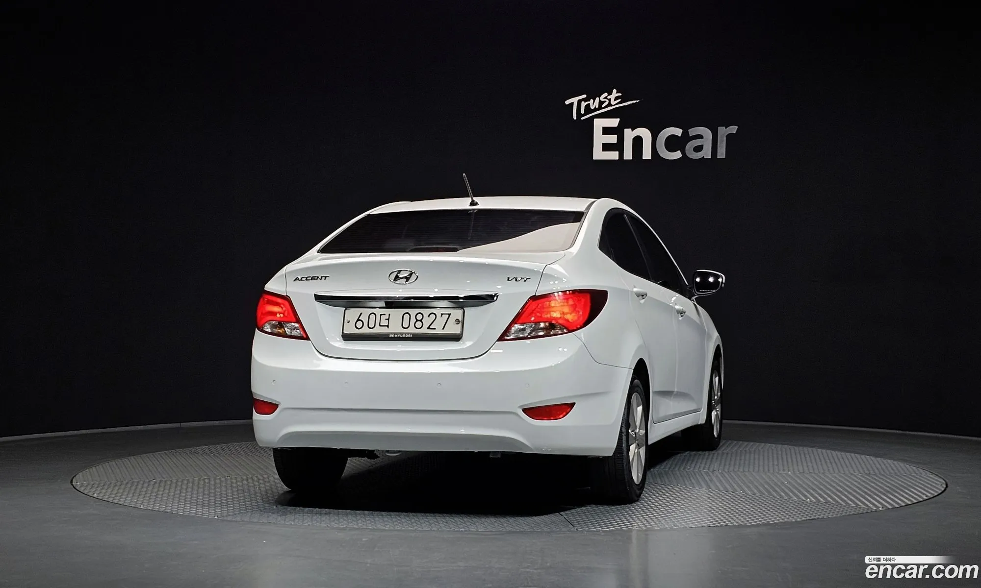 Hyundai Accent 2015 — 11