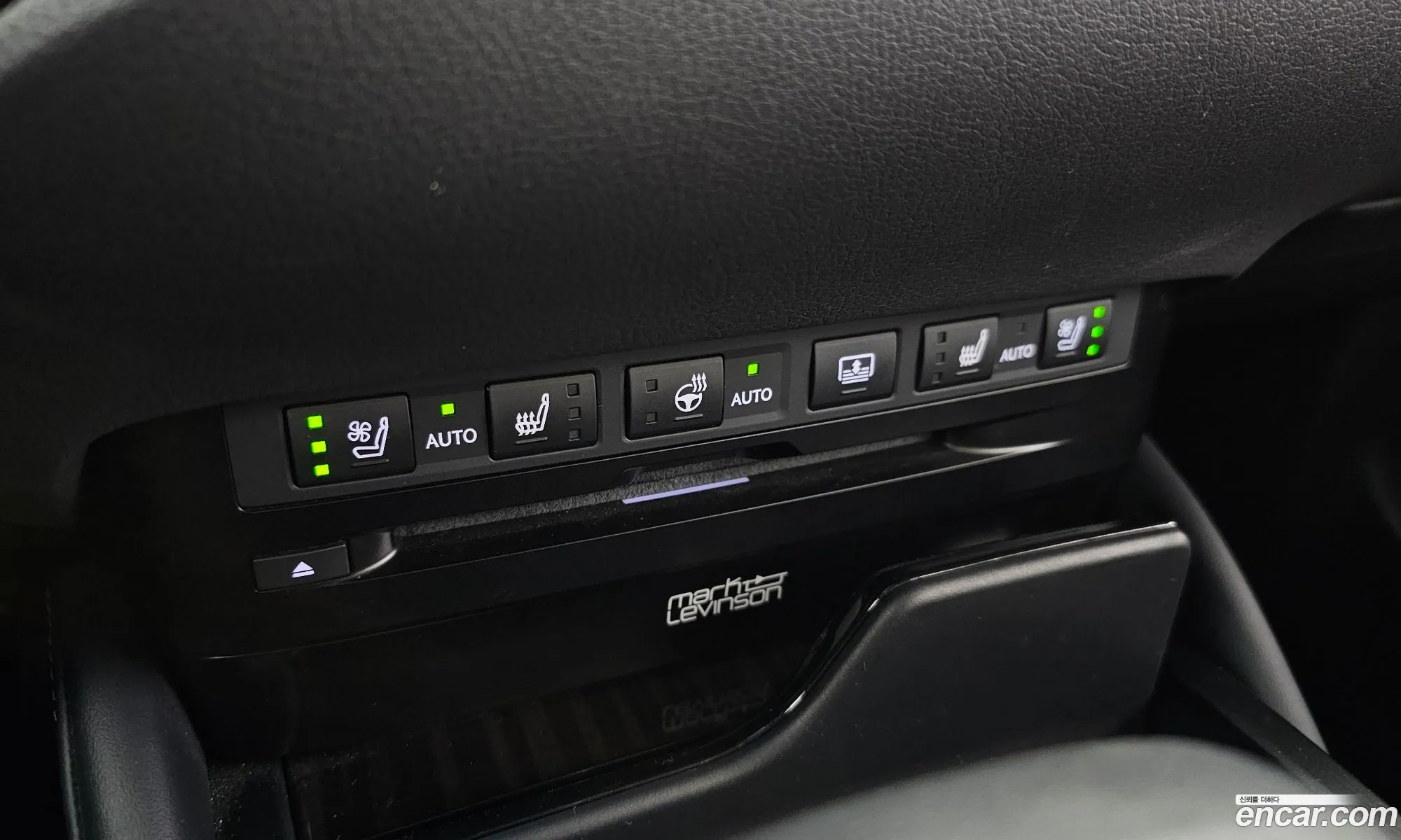 Lexus ES300h 7th Gen 2018 JTHB21B1XK2008305 — 18