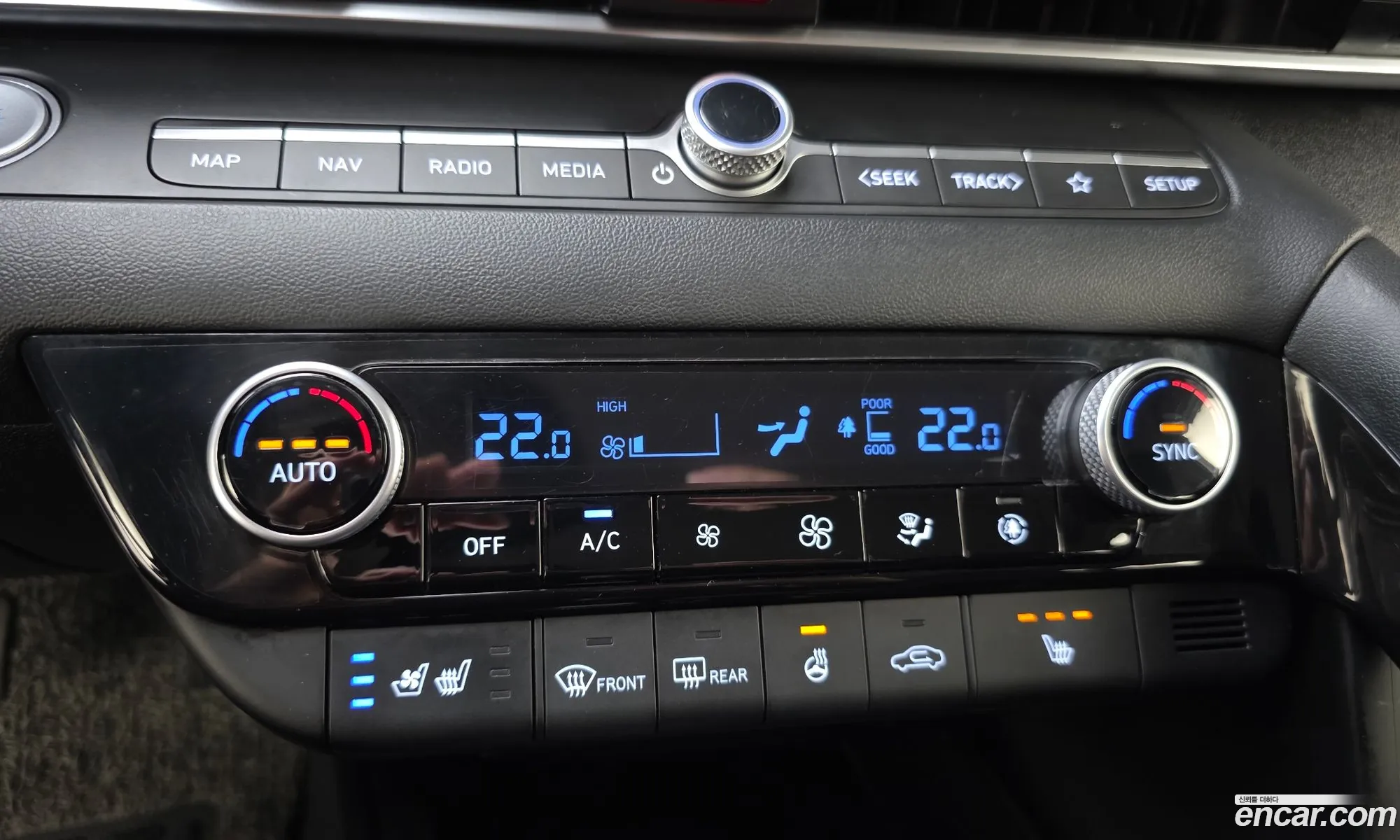 Hyundai Elantra 2021 — 26