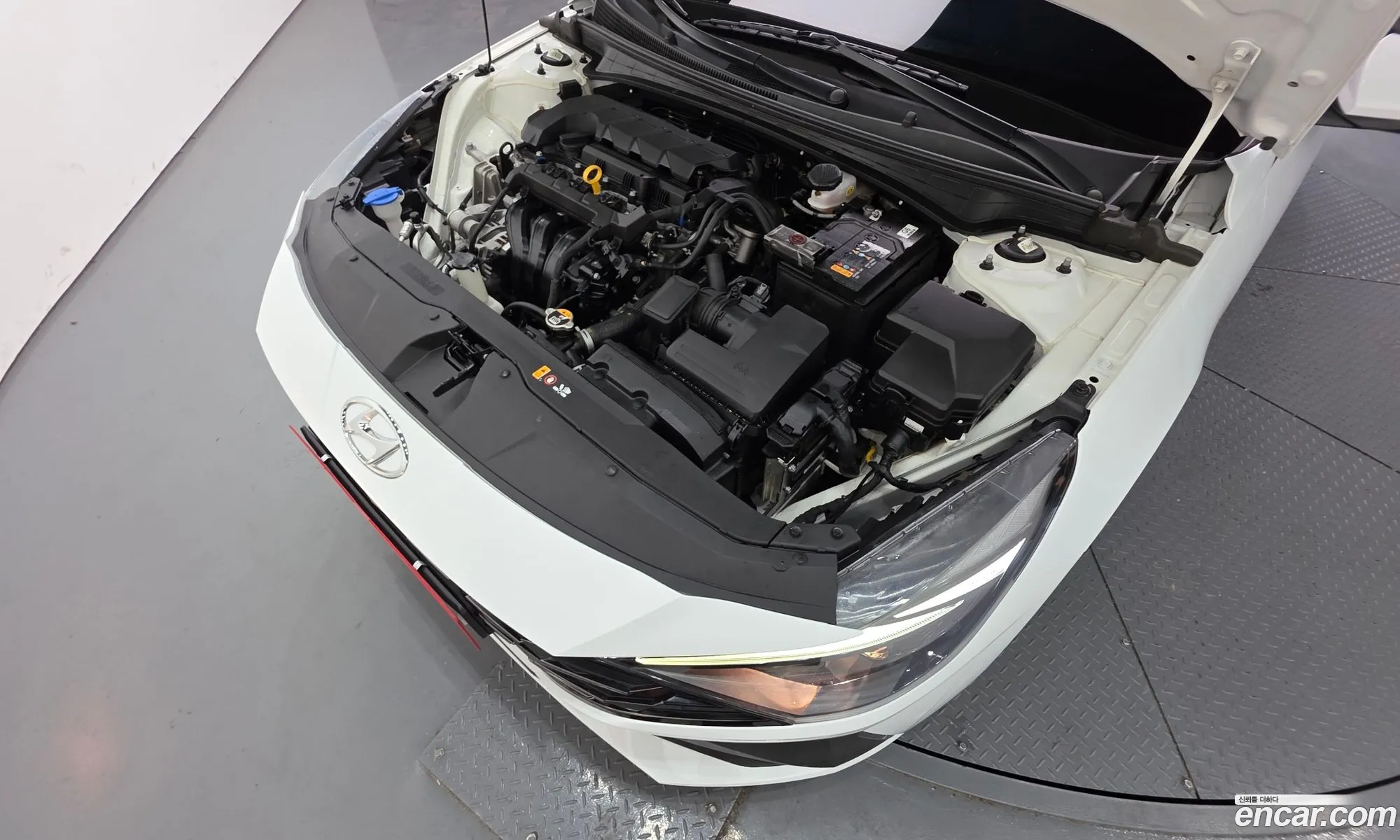 Hyundai Elantra 2021 — 15