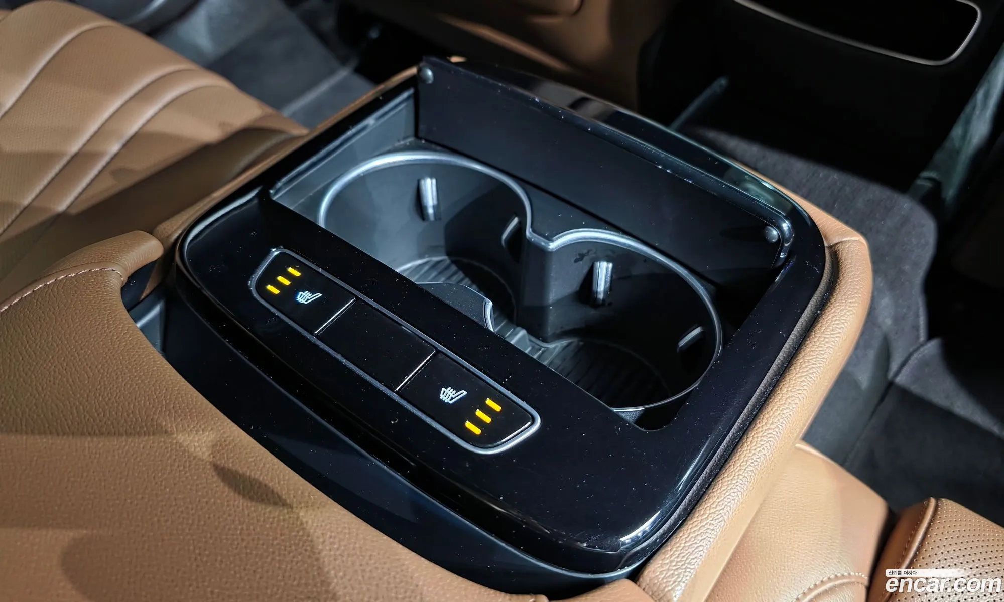 Genesis G80 2023 — 10