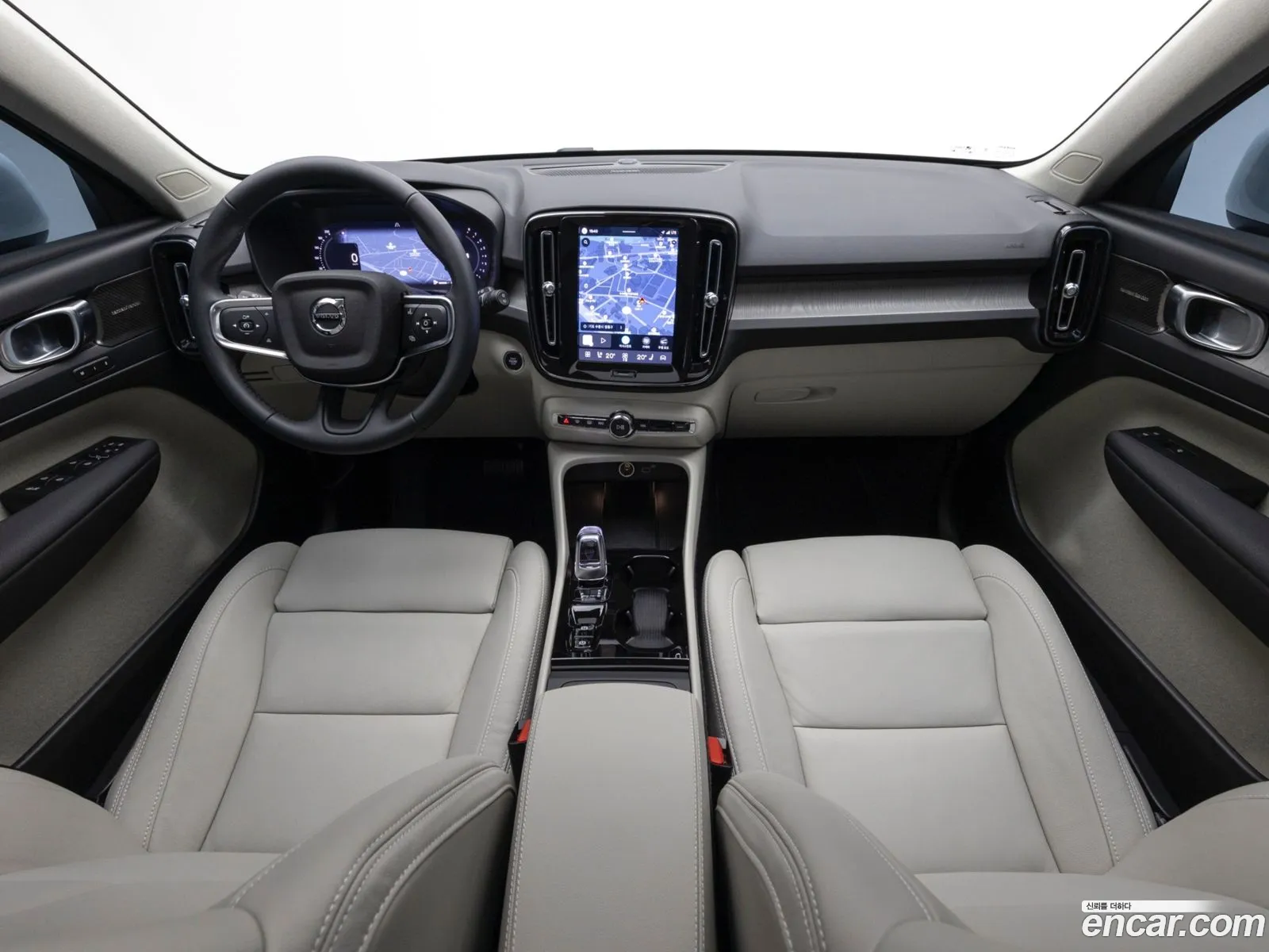 Volvo XC40 2026 — 9