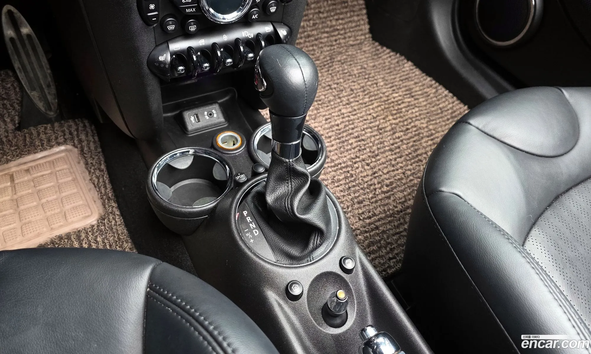Mini Cooper S Convertible 2015 WMWZP3100FT281532 — 10