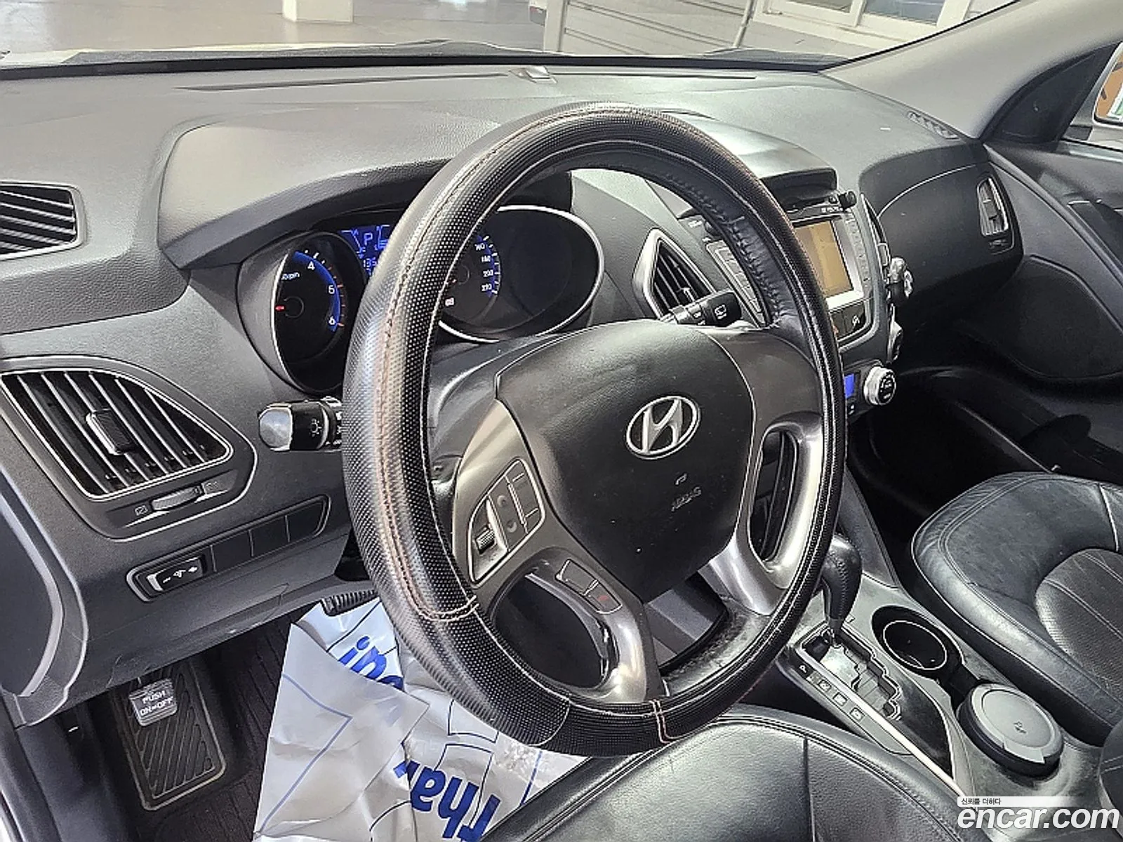 Hyundai Tucson ix 2009 — 18