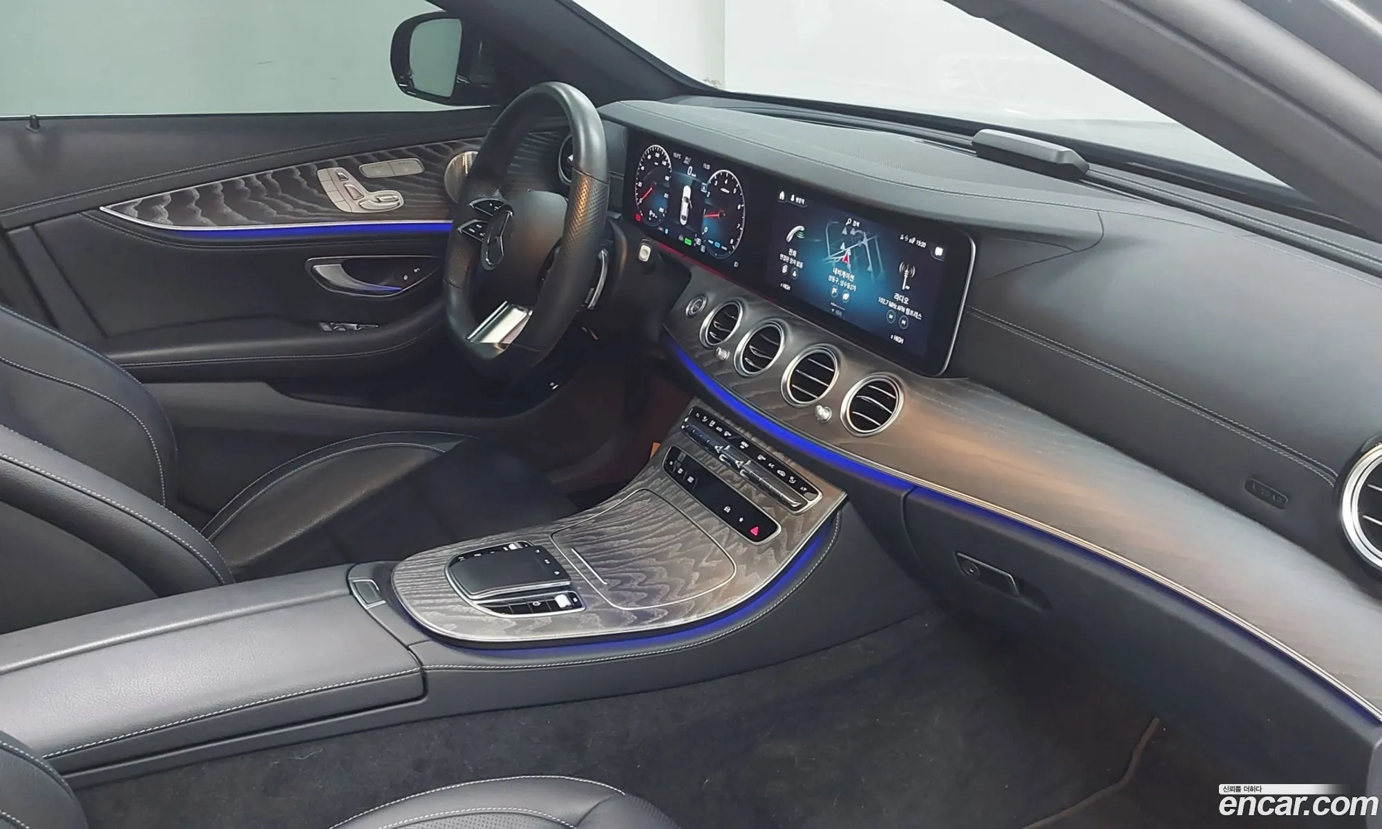 Mercedes-Benz E-Class W213 2022 — 16