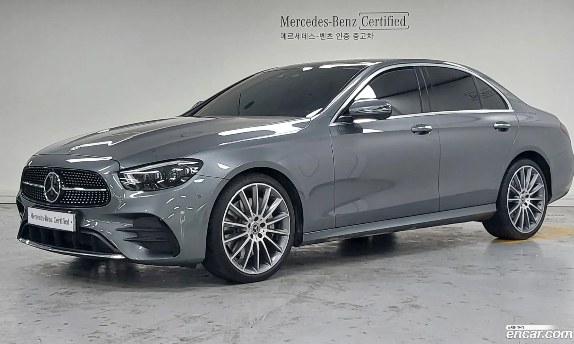 Mercedes-Benz E-Class W213 2022 — 19