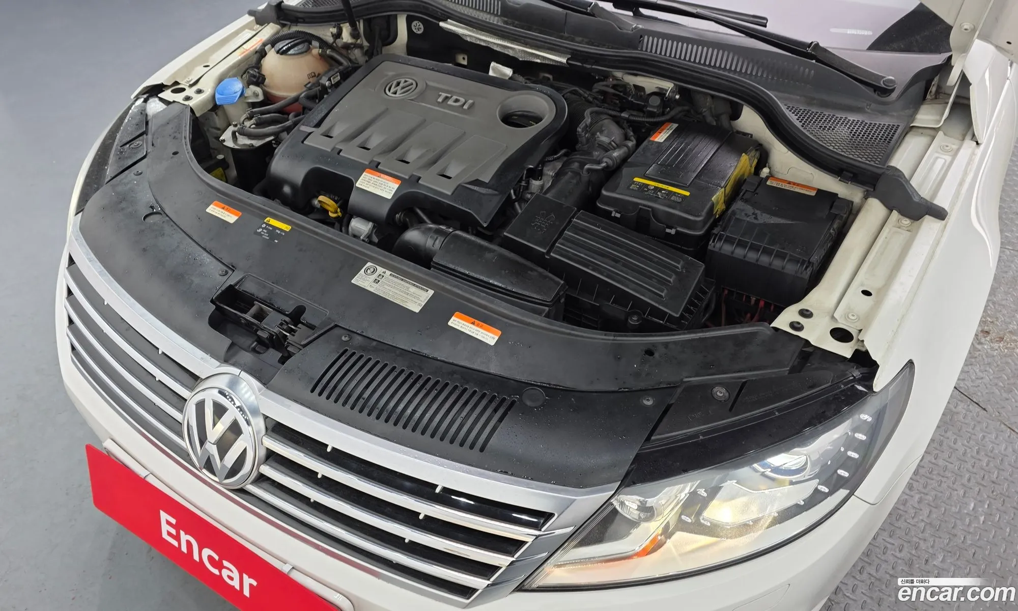 Volkswagen CC 2014 WVWZZZ3CZFE809216 — 16