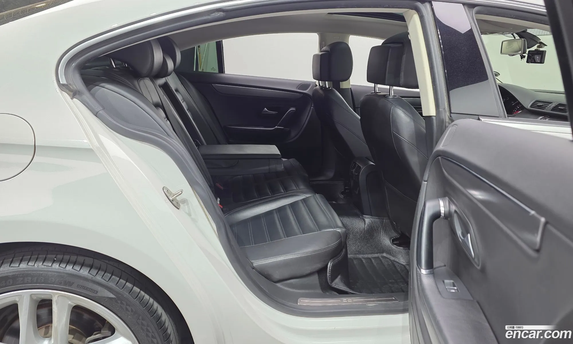 Volkswagen CC 2014 WVWZZZ3CZFE809216 — 18