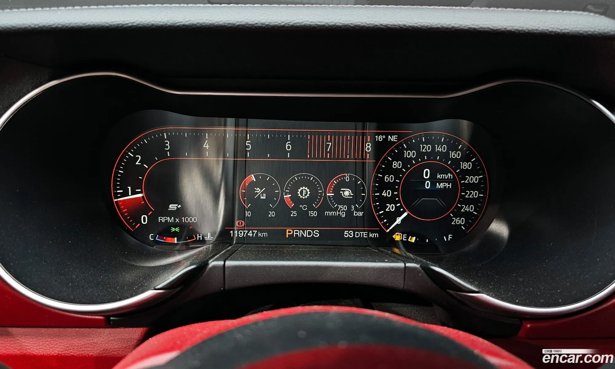 Ford Mustang 2020 — 4