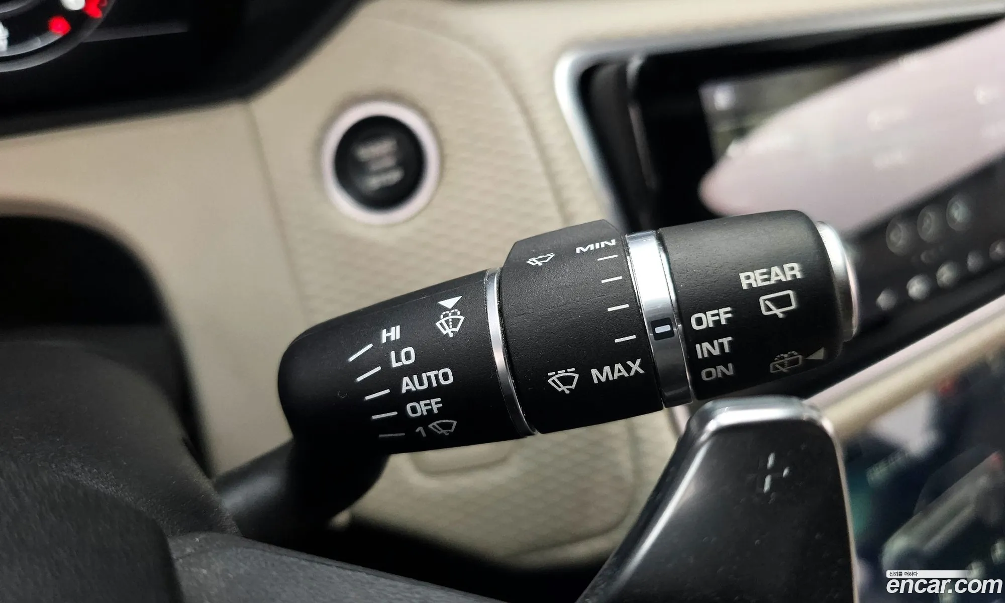 Land Rover Range Rover Velar 2017 — 21