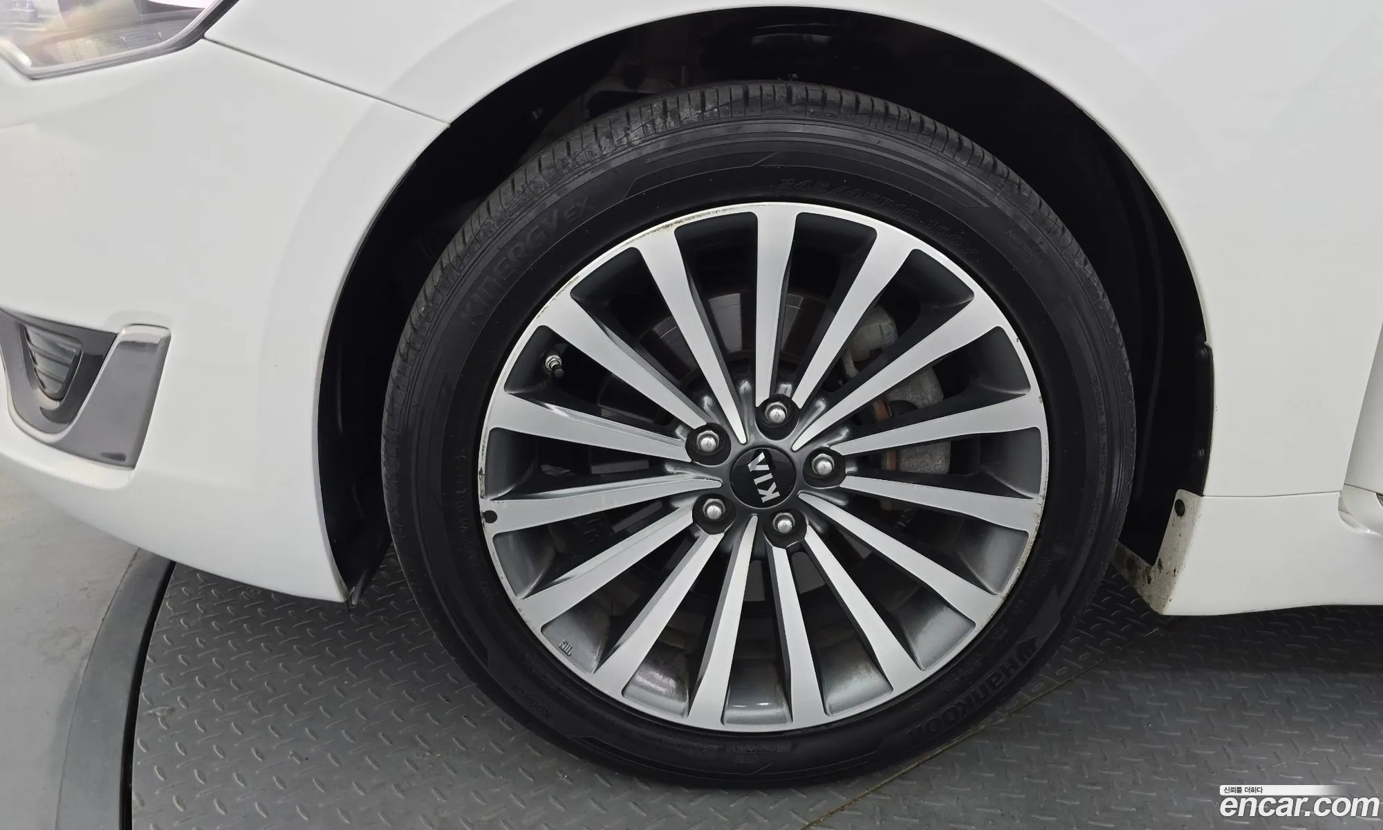 Kia K7 2015 — 9