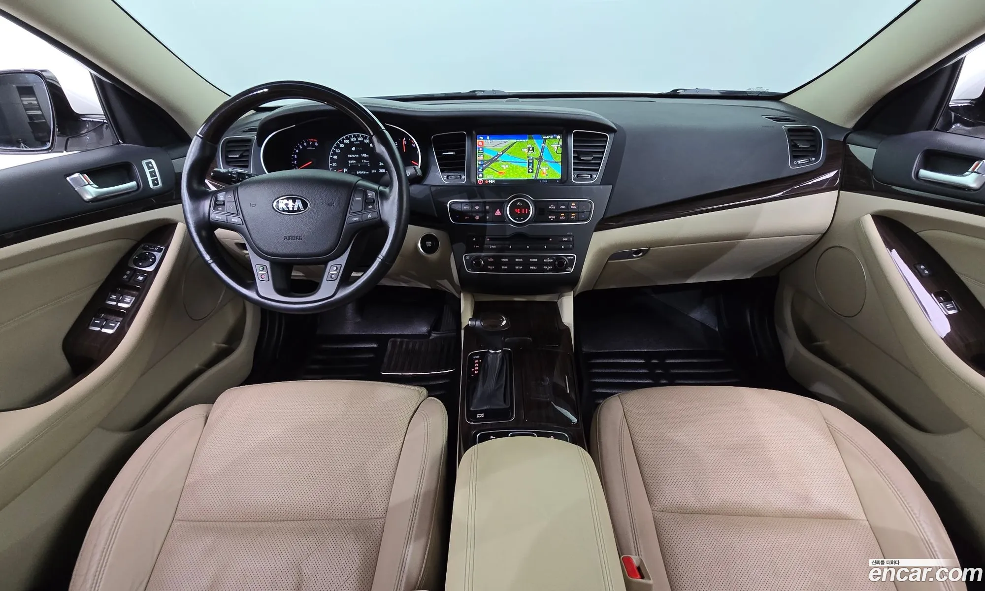 Kia K7 2015 — 17