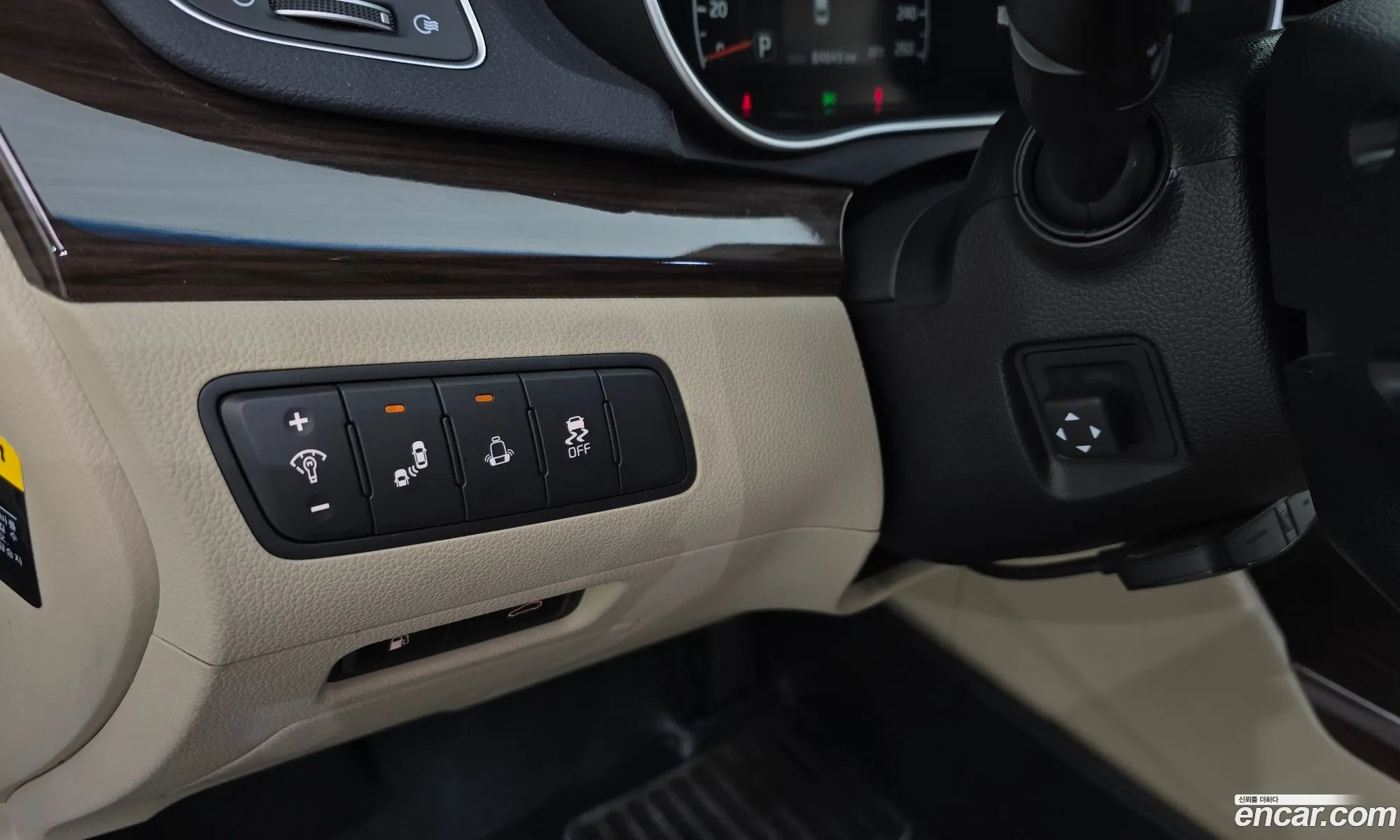 Kia K7 2015 — 13