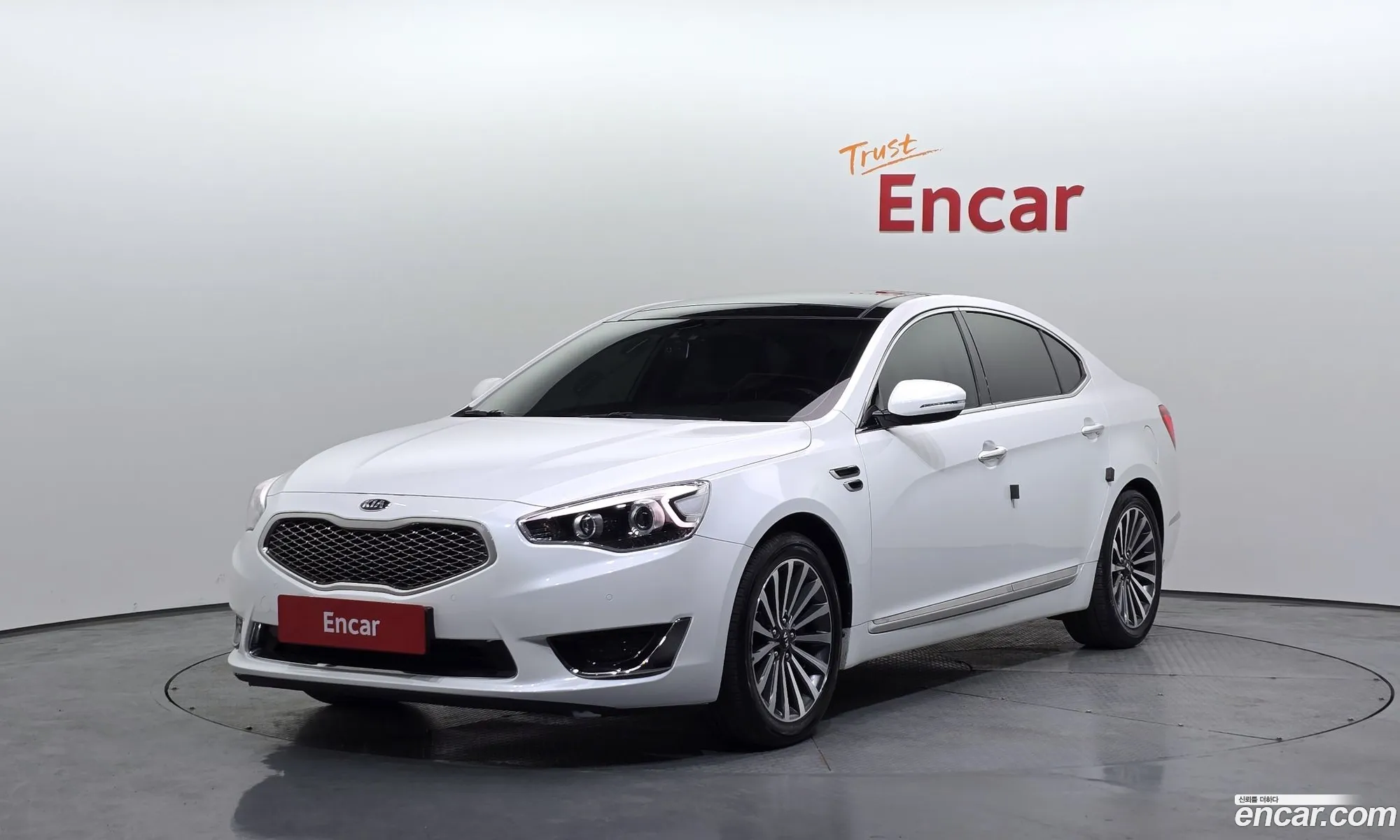 Kia K7 2015 — 10