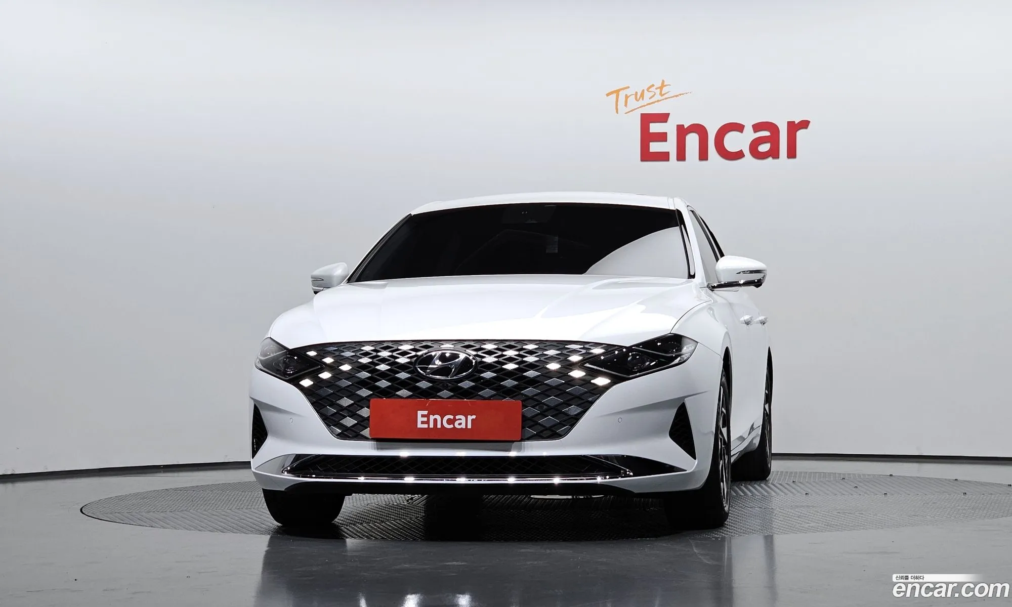 Hyundai Grandeur IG Hybrid 2020 — 14