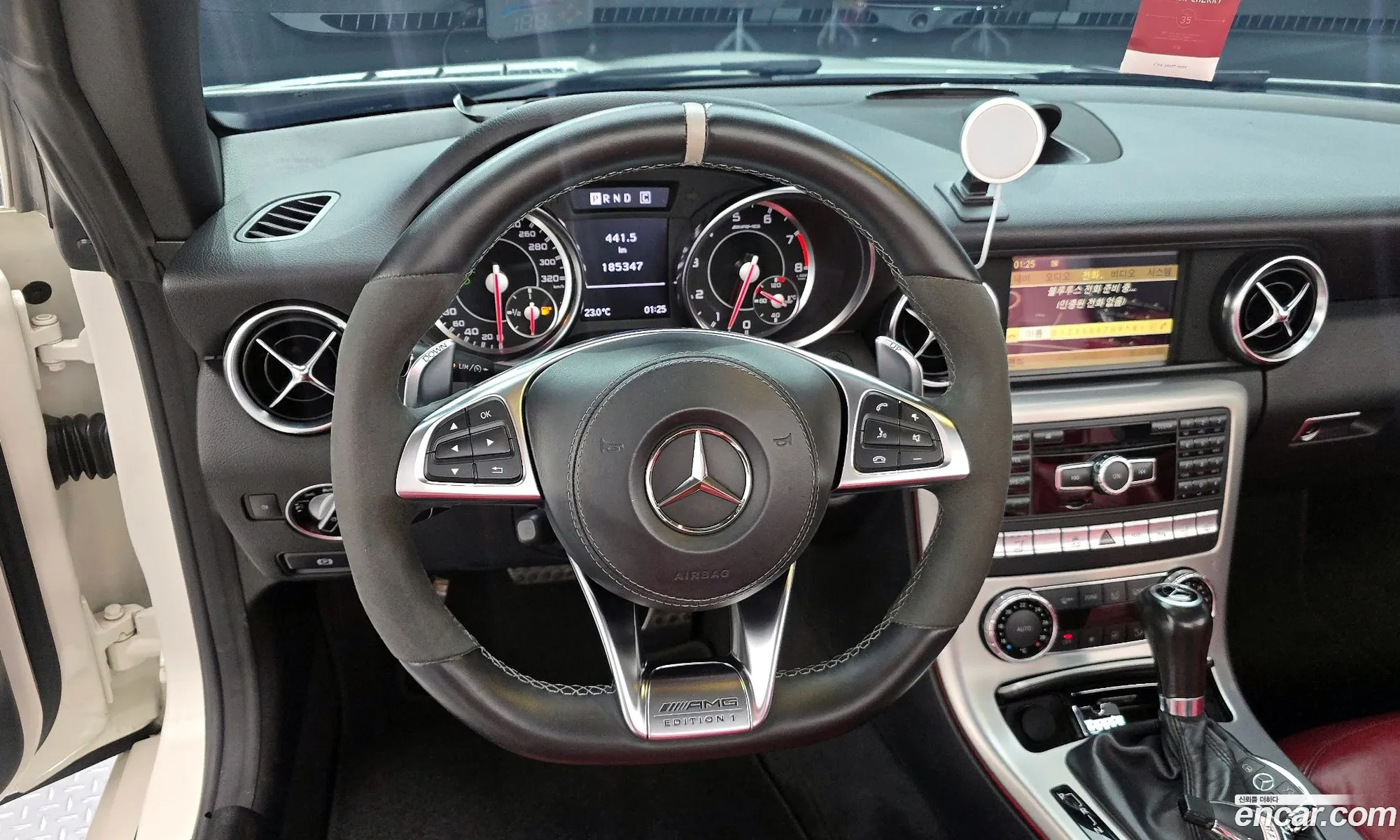 Mercedes-Benz SLK-Class 2012 WDDPK7FA7CF044618 — 2