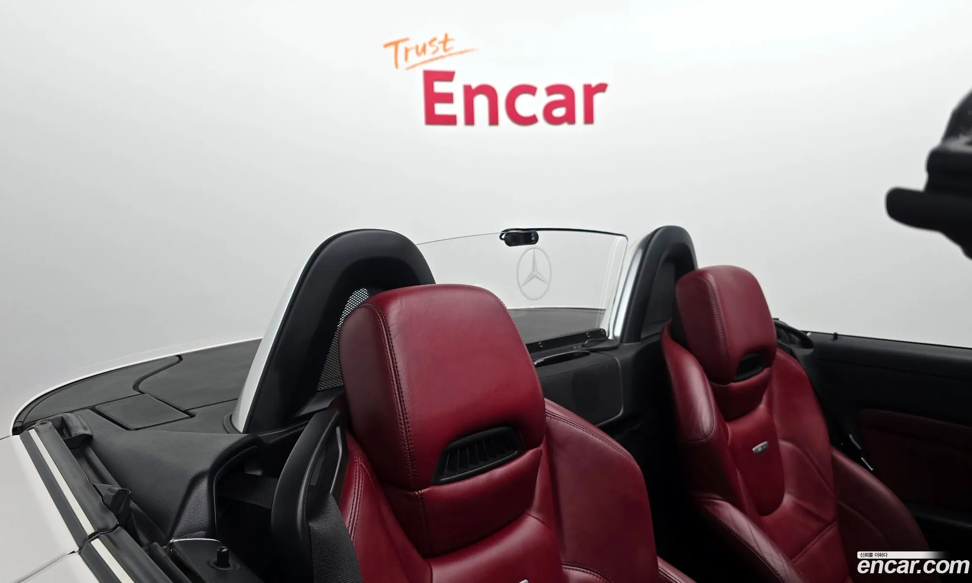 Mercedes-Benz SLK-Class 2012 WDDPK7FA7CF044618 — 5