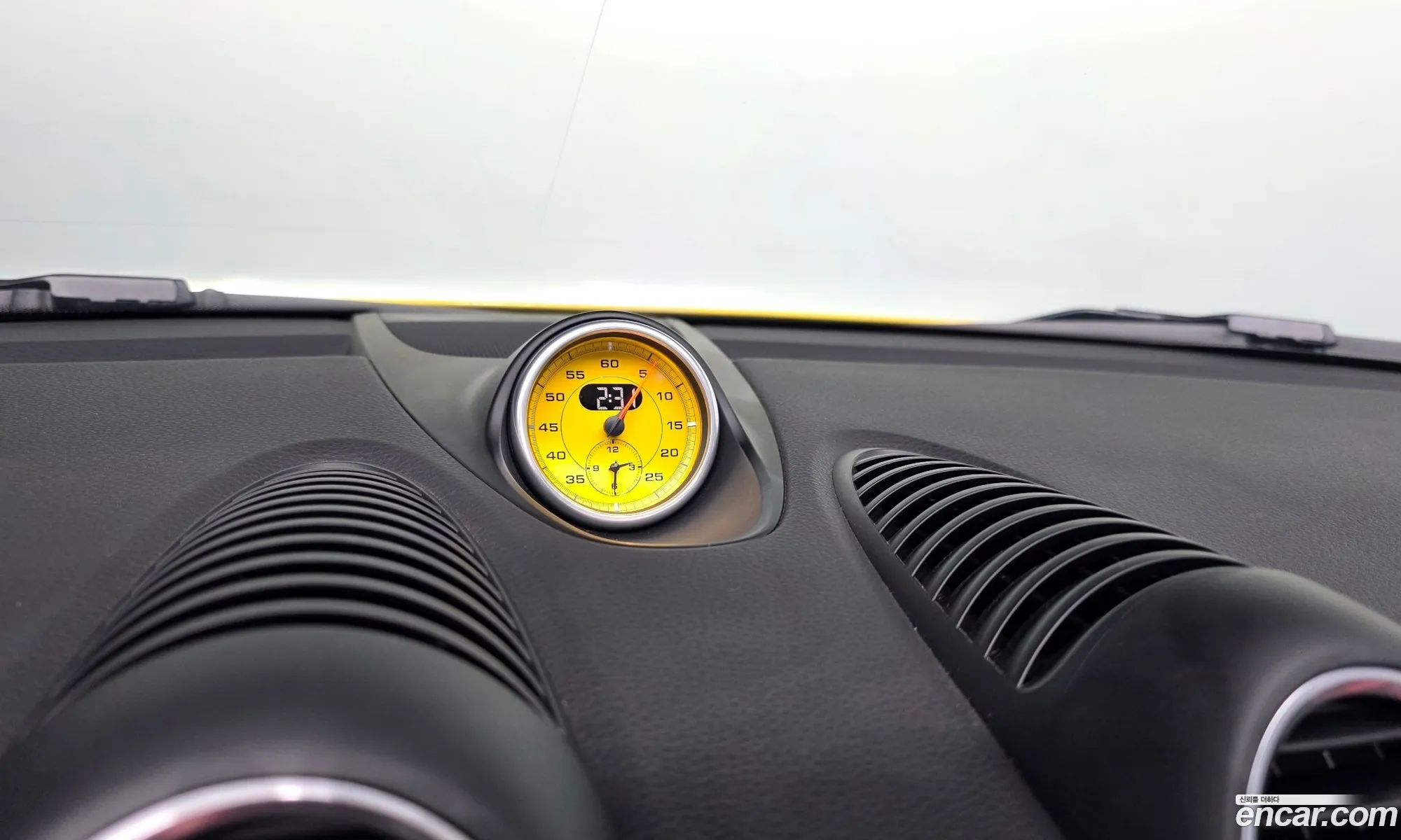 Porsche 718 Boxster 2016 WP0CB2984HS240373 — 15