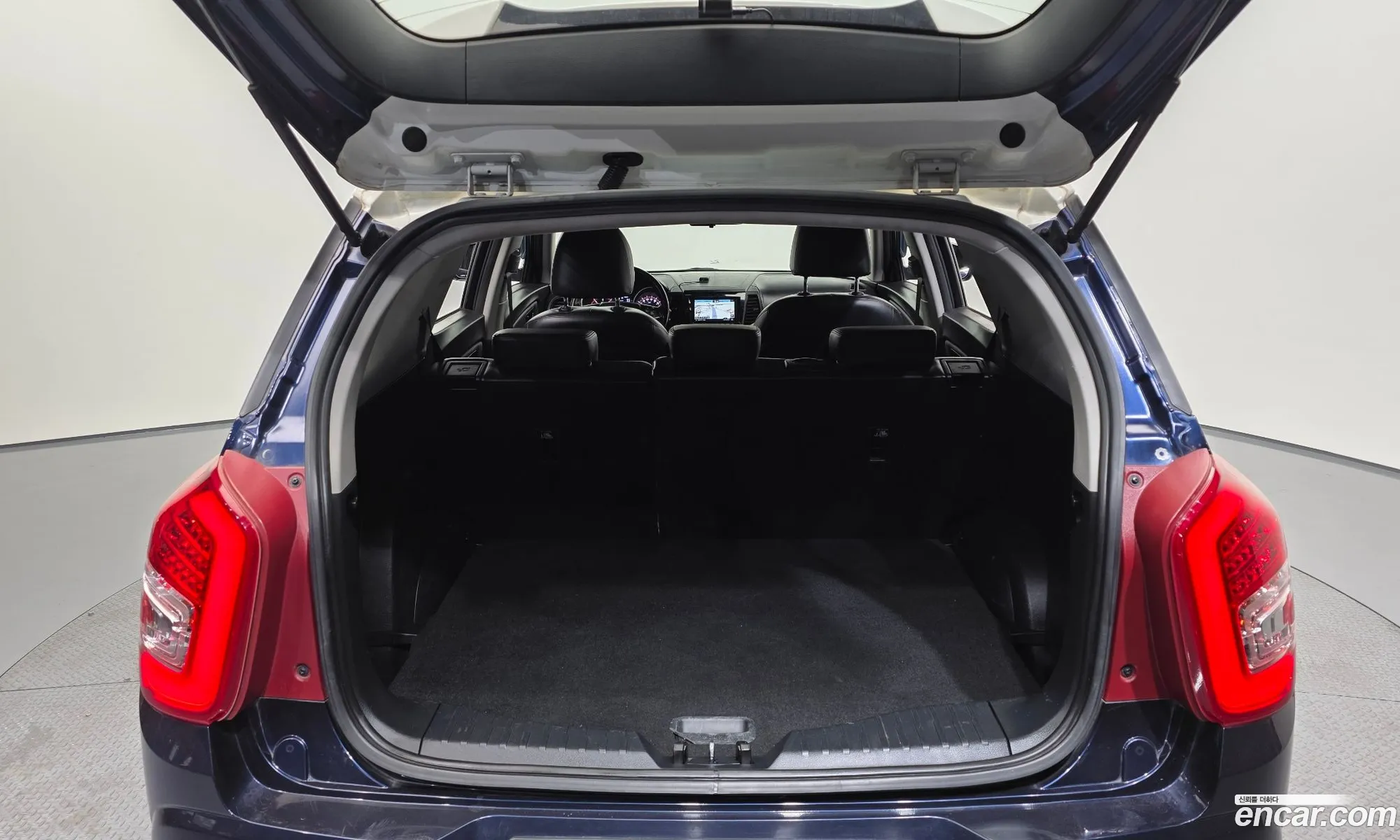 KG Mobility (SsangYong) Tivoli Air 2017 — 16