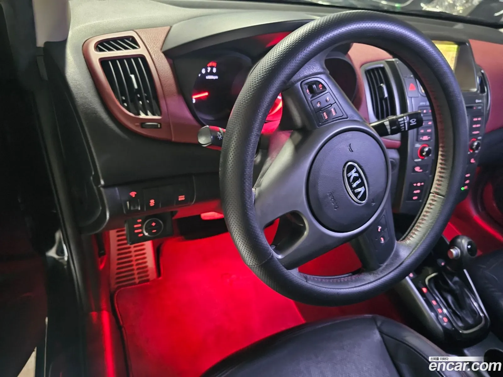 Kia Forte Koup 2011 — 14