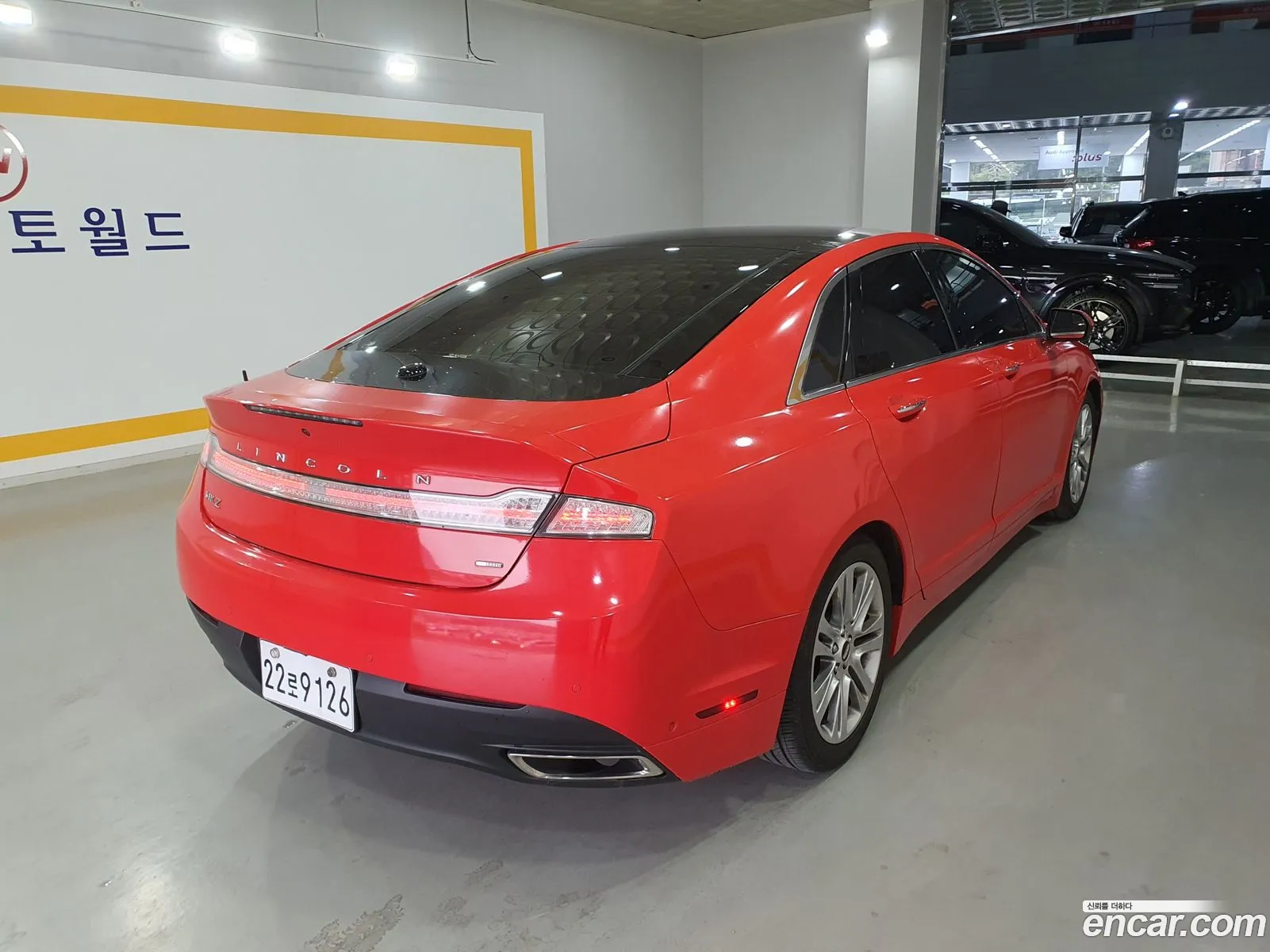 Lincoln MKZ 2014 — 17