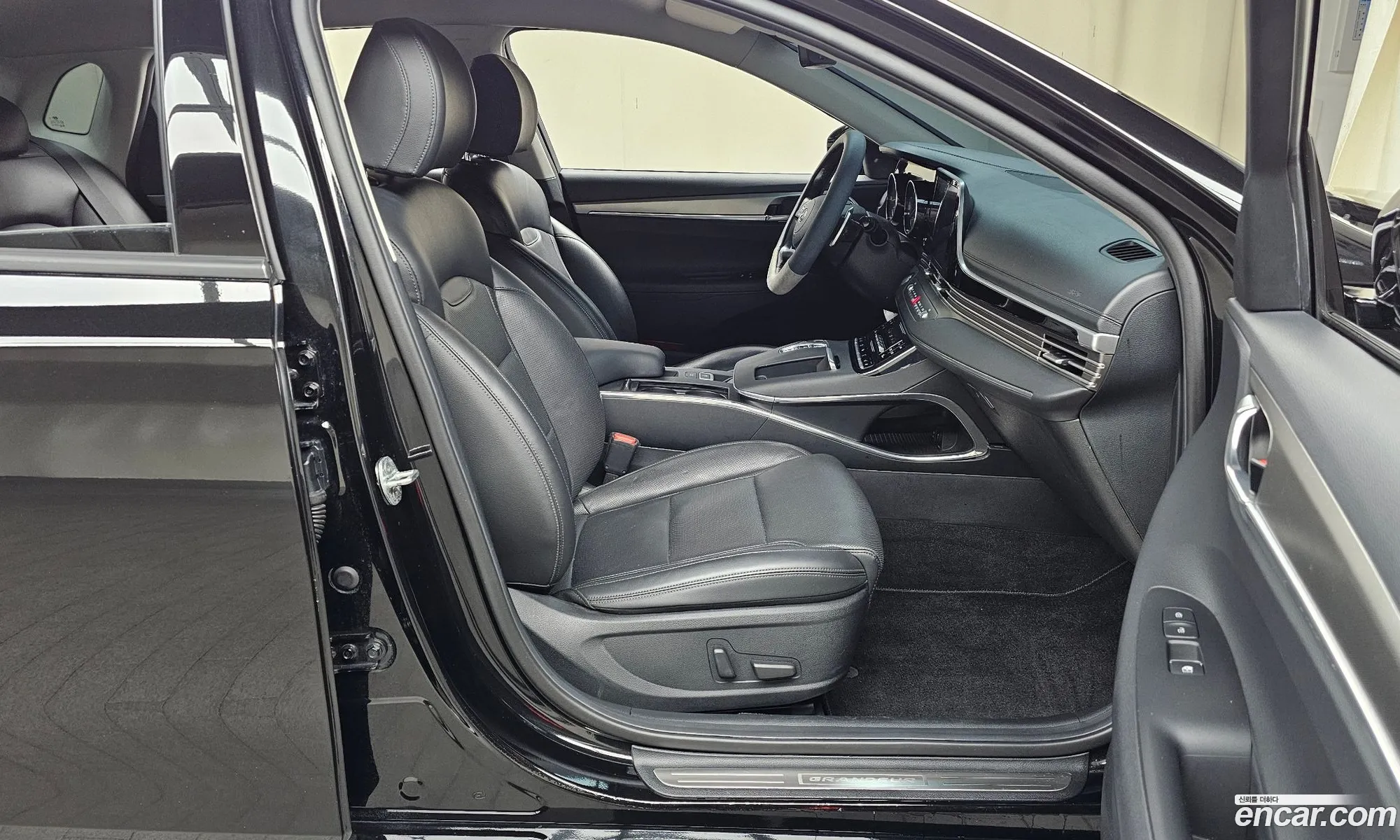 Hyundai Grandeur IG 2021 — 25