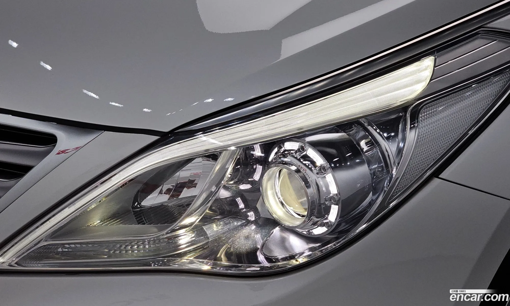 Hyundai Grandeur HG 2011 — 26