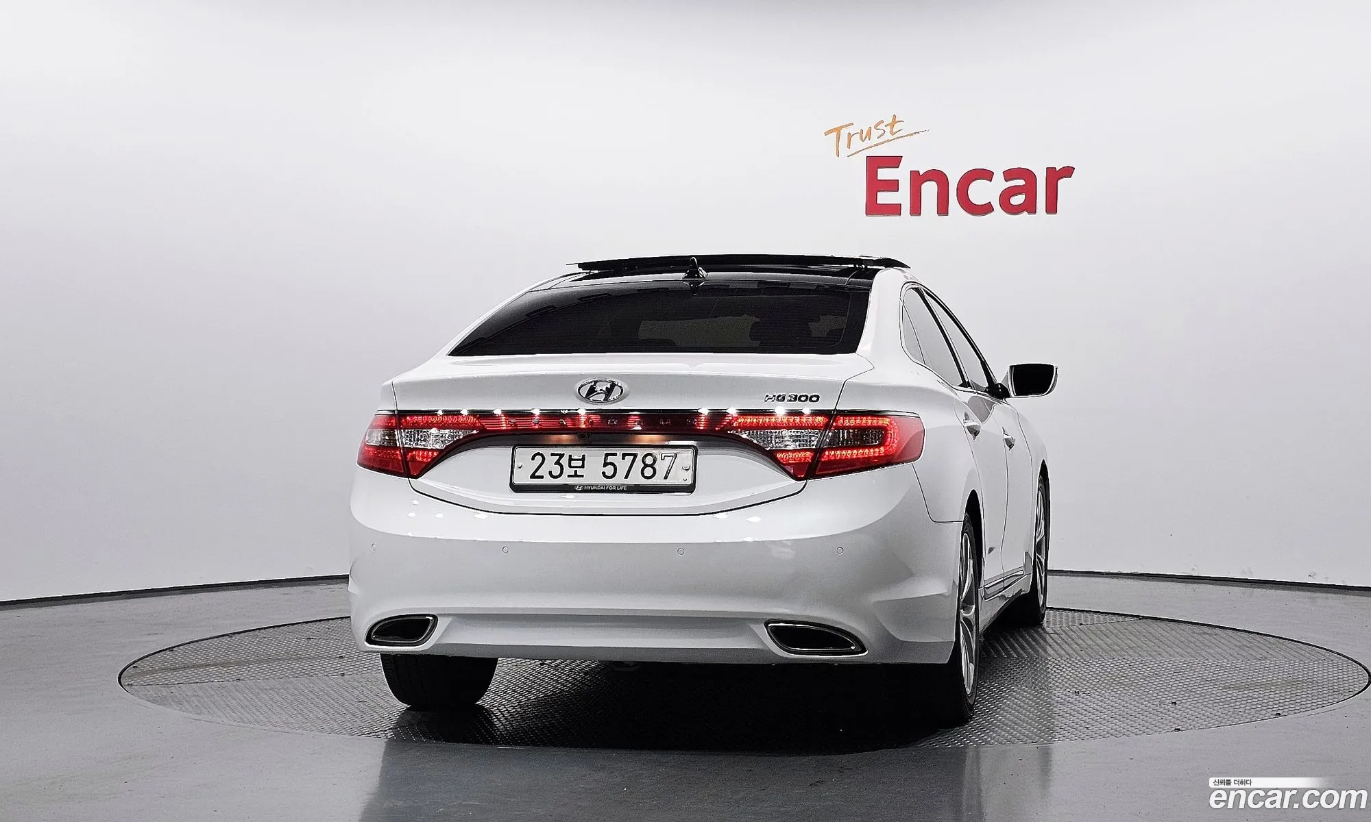 Hyundai Grandeur HG 2011 — 27