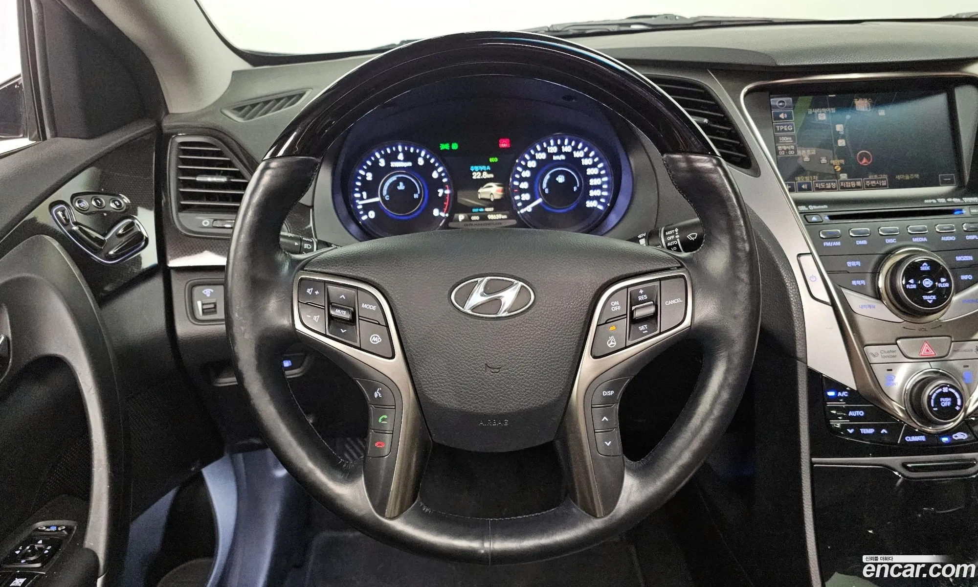 Hyundai Grandeur HG 2011 — 3