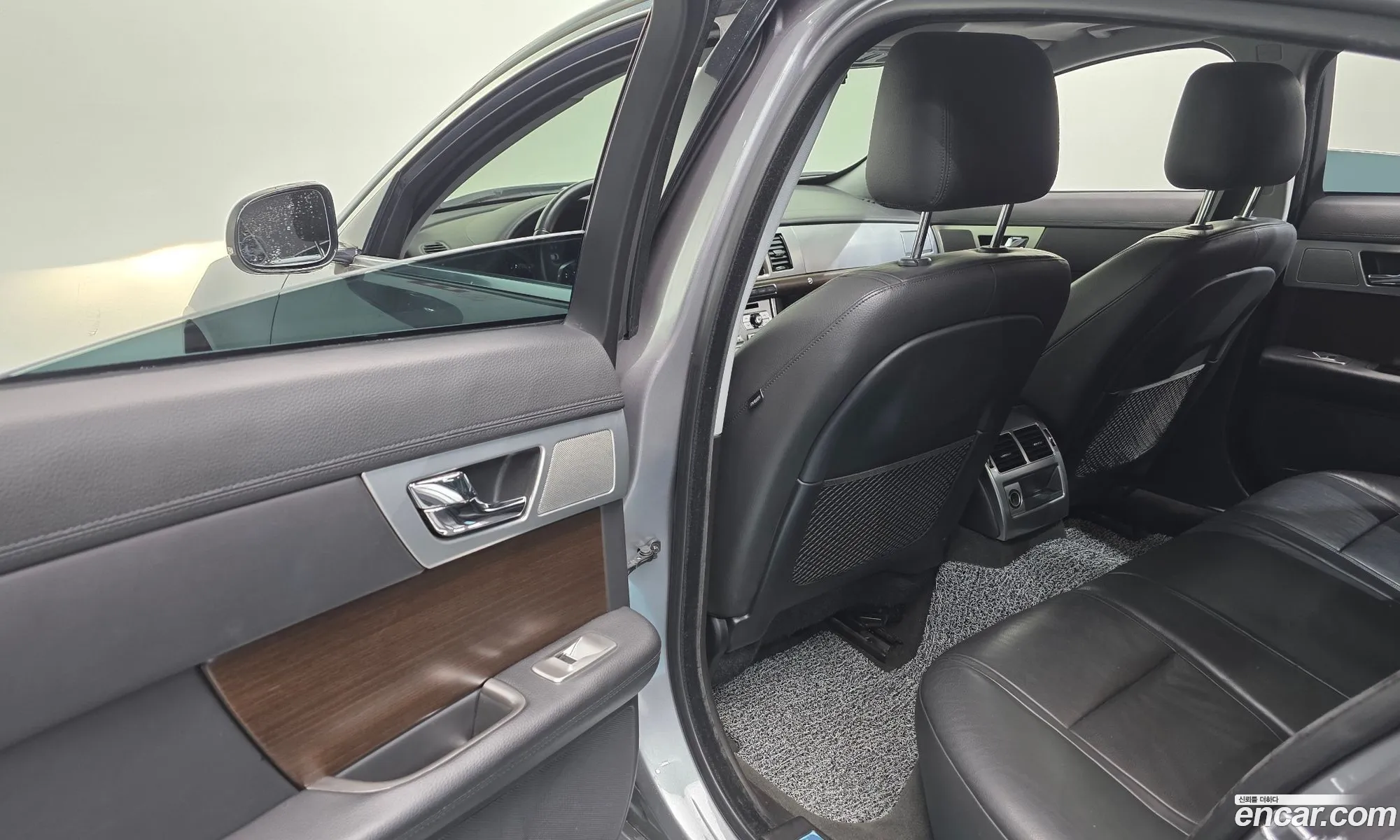 Jaguar XF 2013 SAJAA05S1DPS88797 — 5