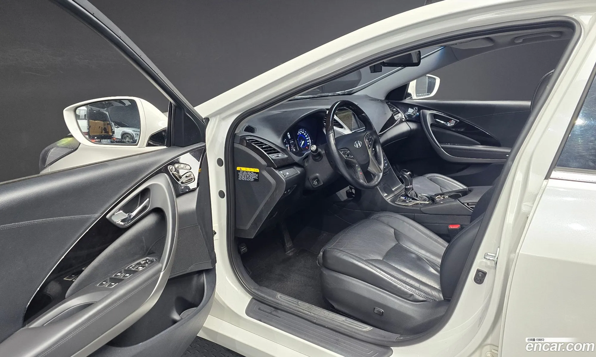 Hyundai Grandeur HG 2013 — 2