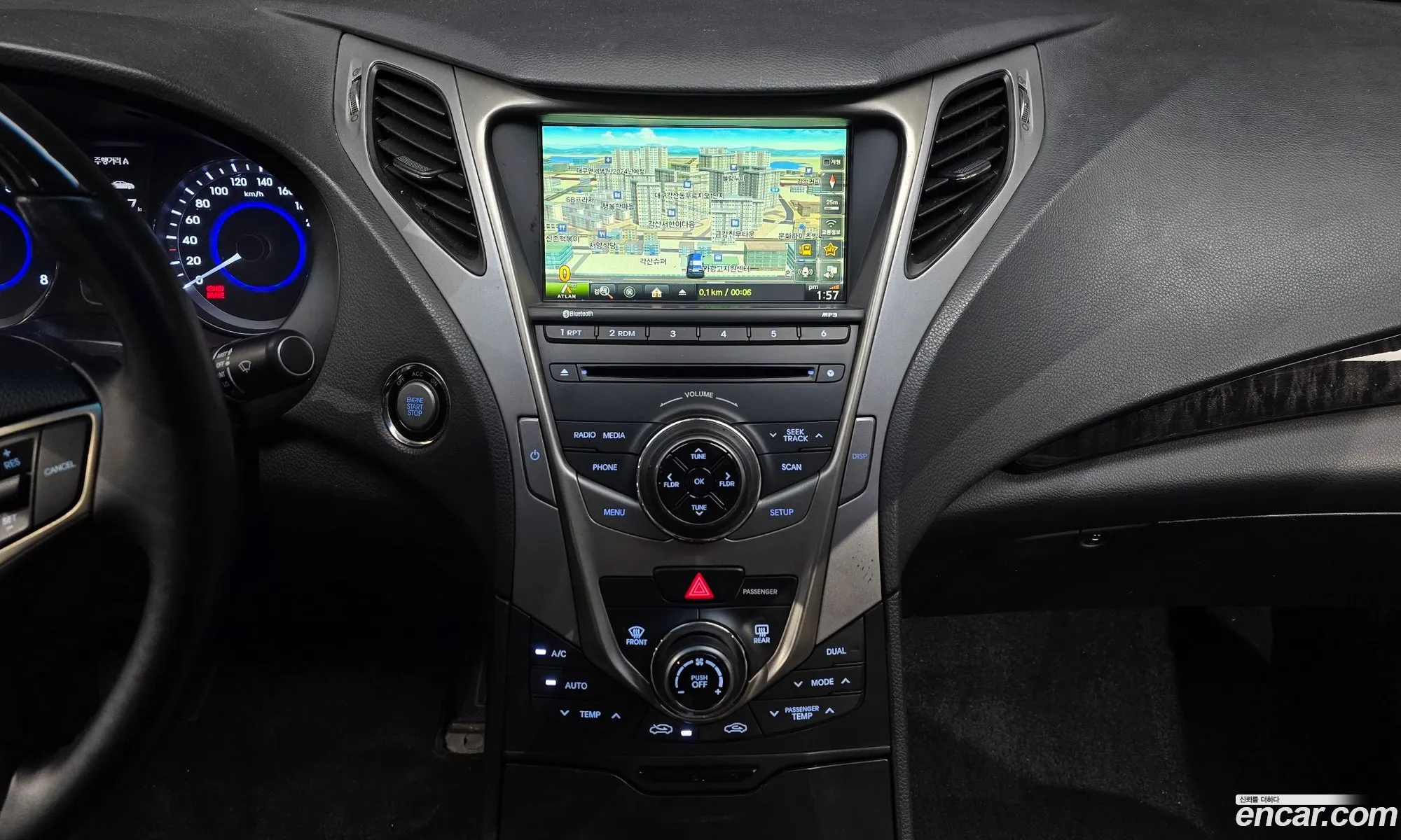 Hyundai Grandeur HG 2013 — 22