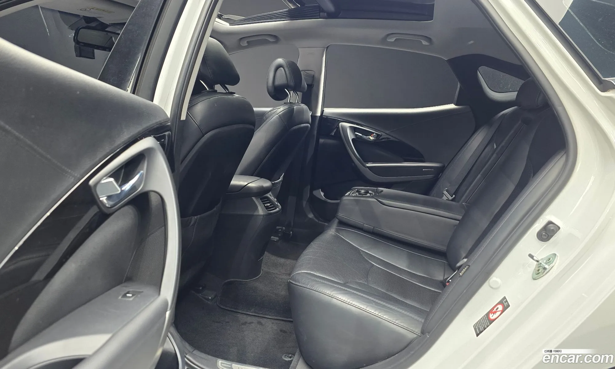 Hyundai Grandeur HG 2013 — 25