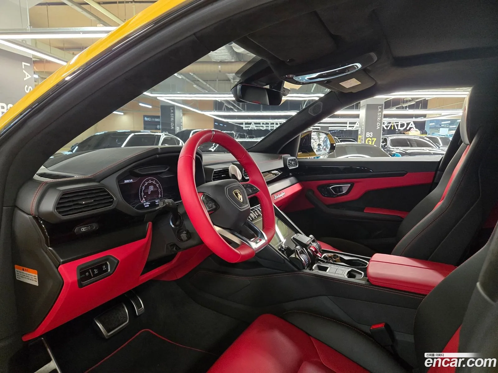 Lamborghini Urus 2022 — 3