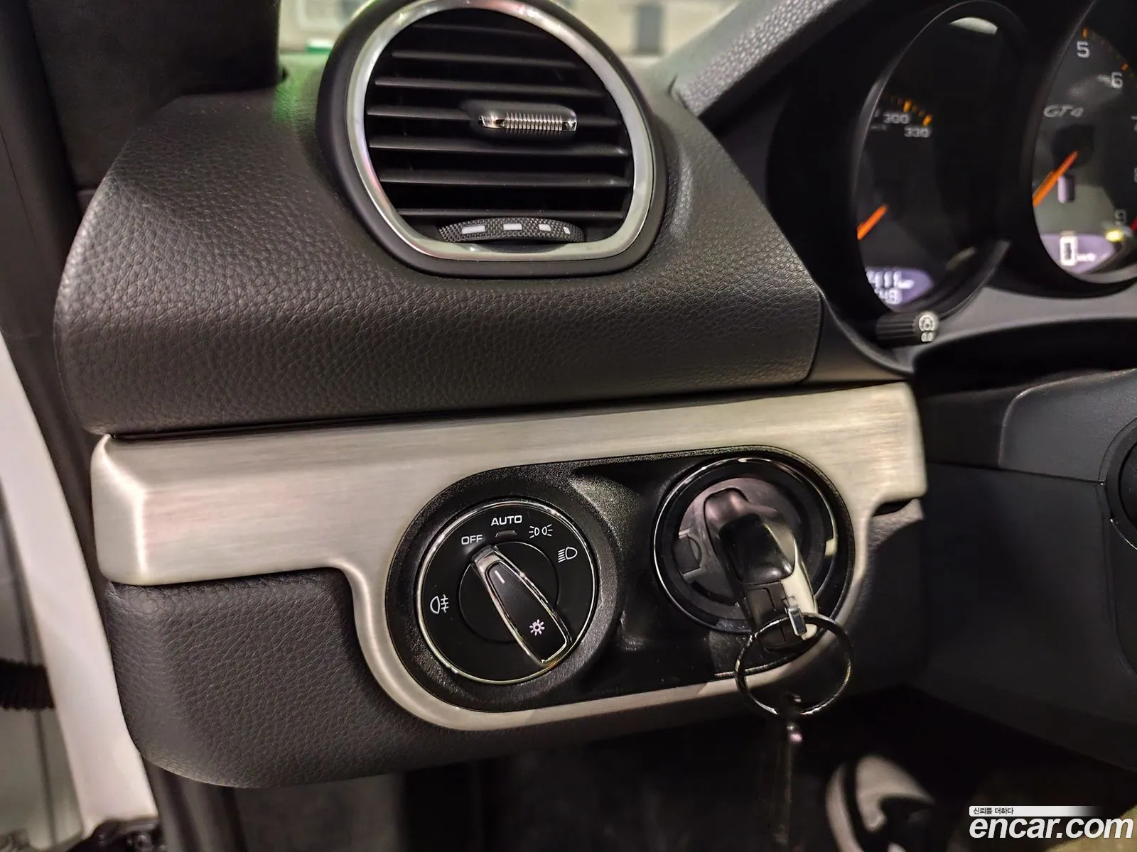 Porsche 718 Cayman 2020 — 13